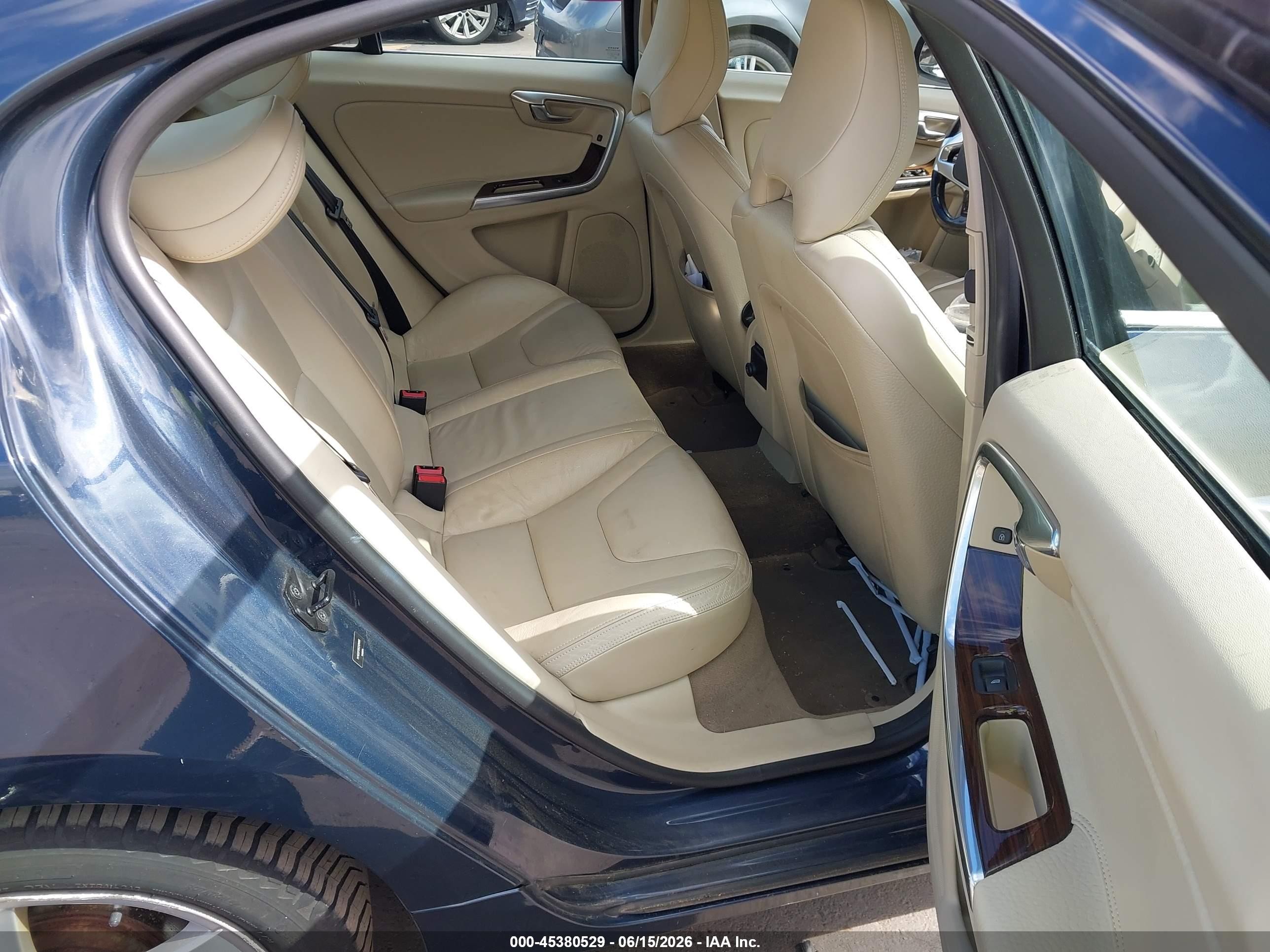 2012 Volvo S60 T5/t5 W/moonroof Blue vin: YV1622FS8C2129065