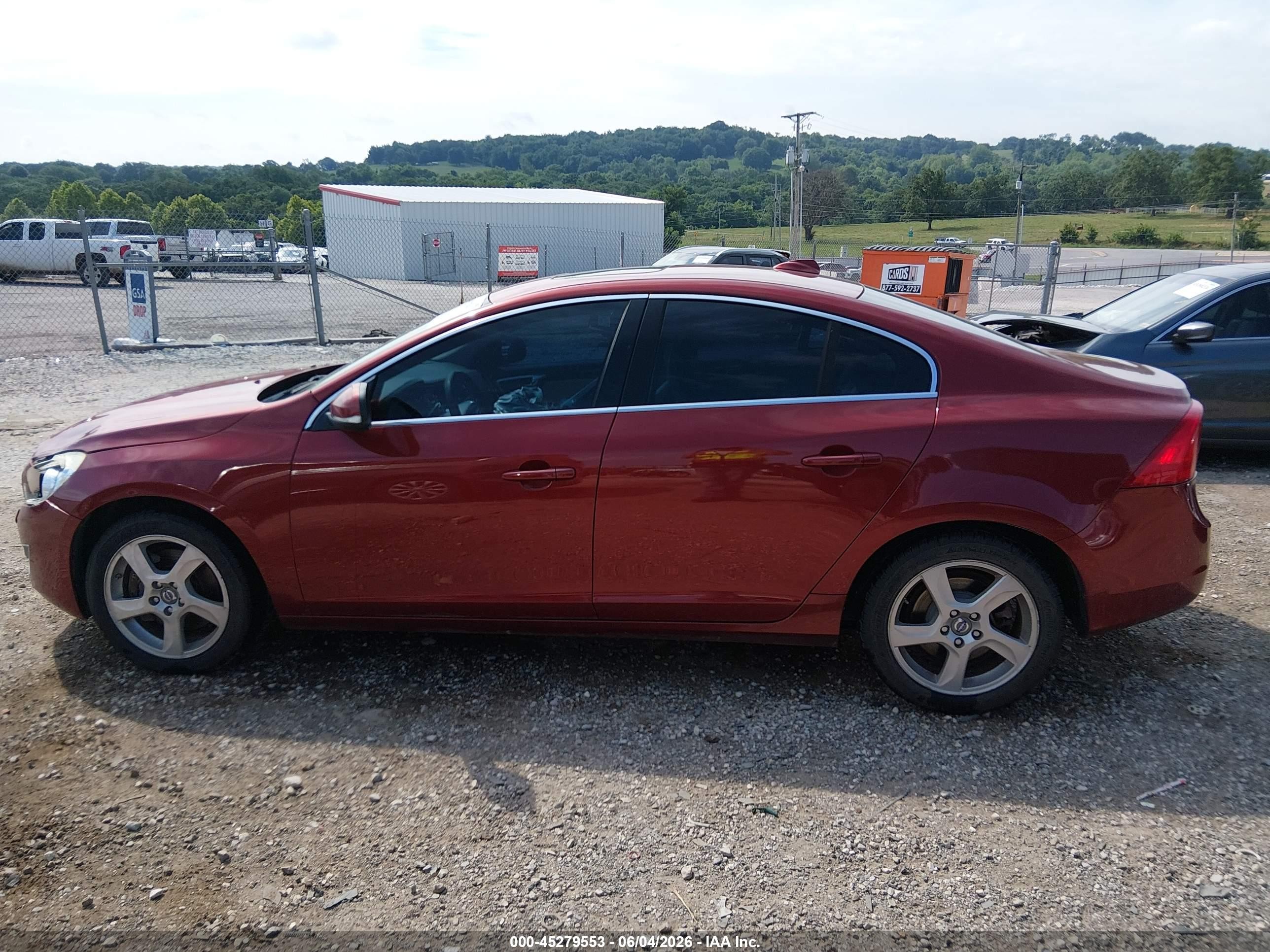 2012 Volvo S60 T5 Red vin: YV1622FS9C2033297