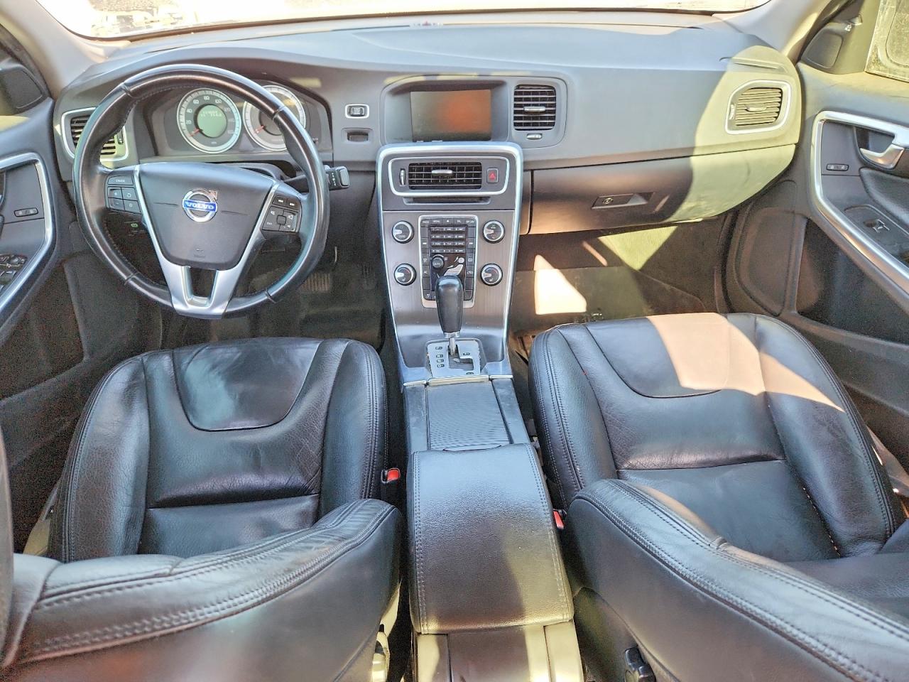 2012 Volvo S60 T5 Silver vin: YV1622FS9C2040895