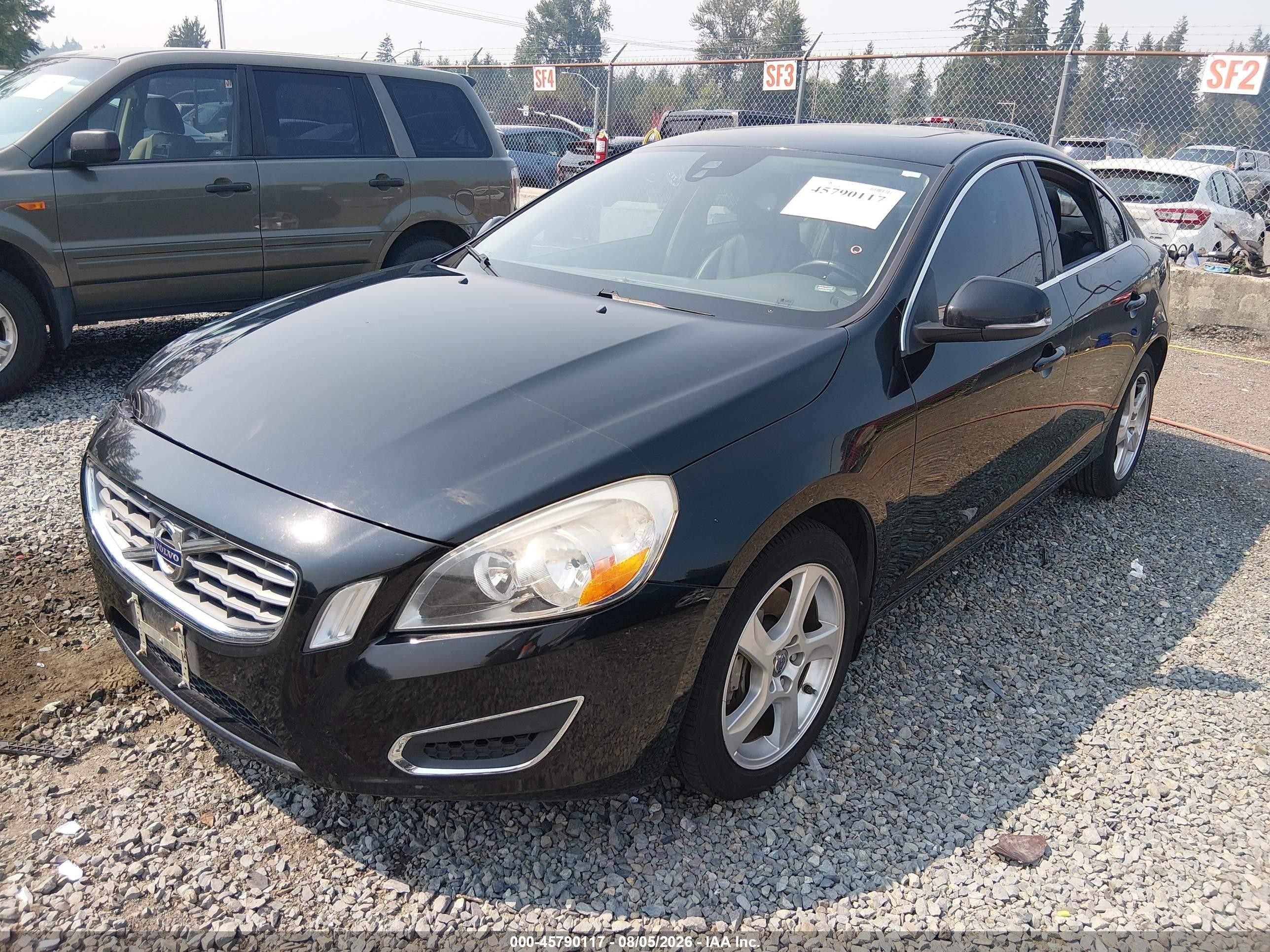 2012 Volvo S60 T5/t5 W/moonroof Black vin: YV1622FS9C2103087