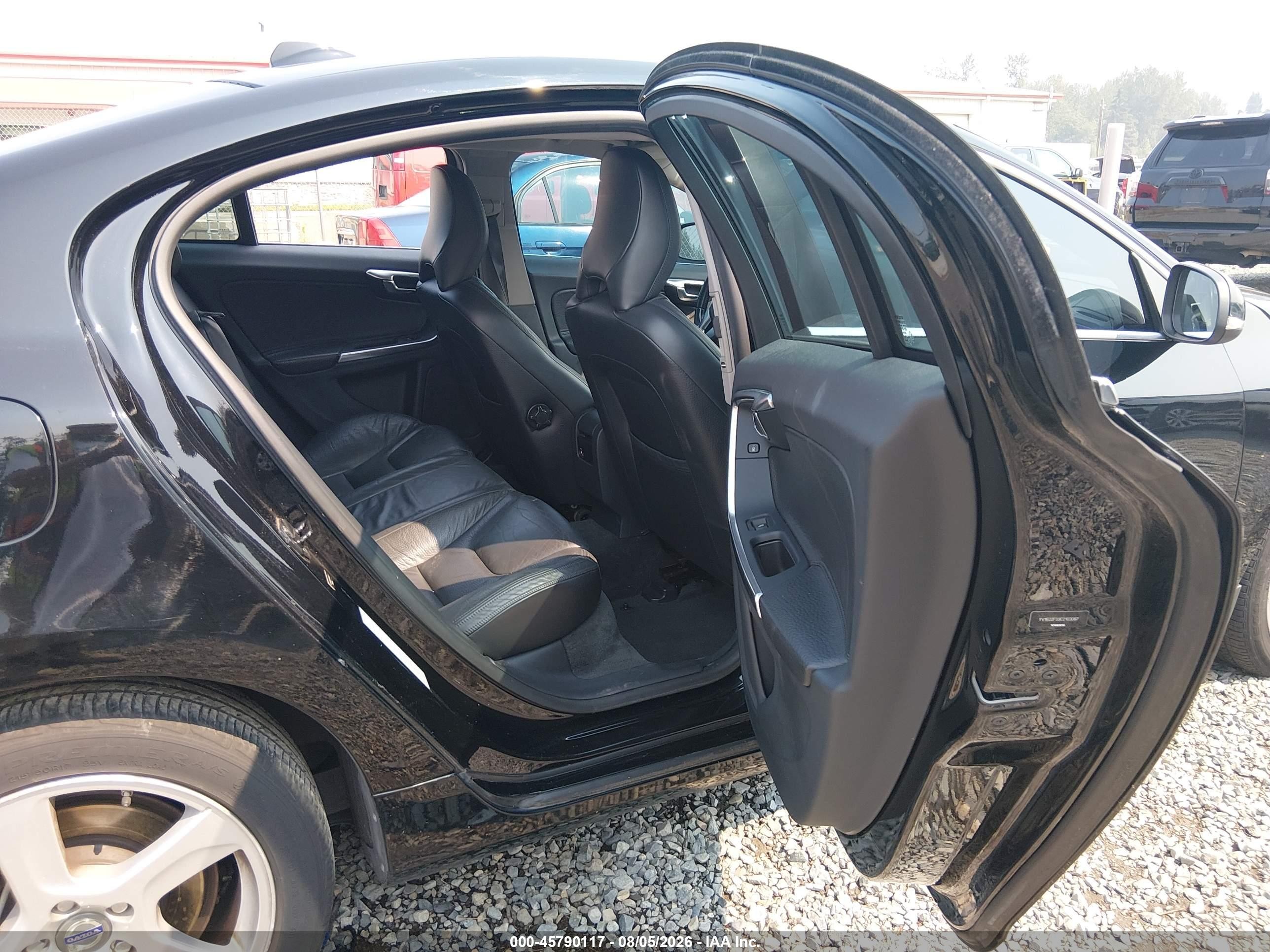 2012 Volvo S60 T5/t5 W/moonroof Black vin: YV1622FS9C2103087