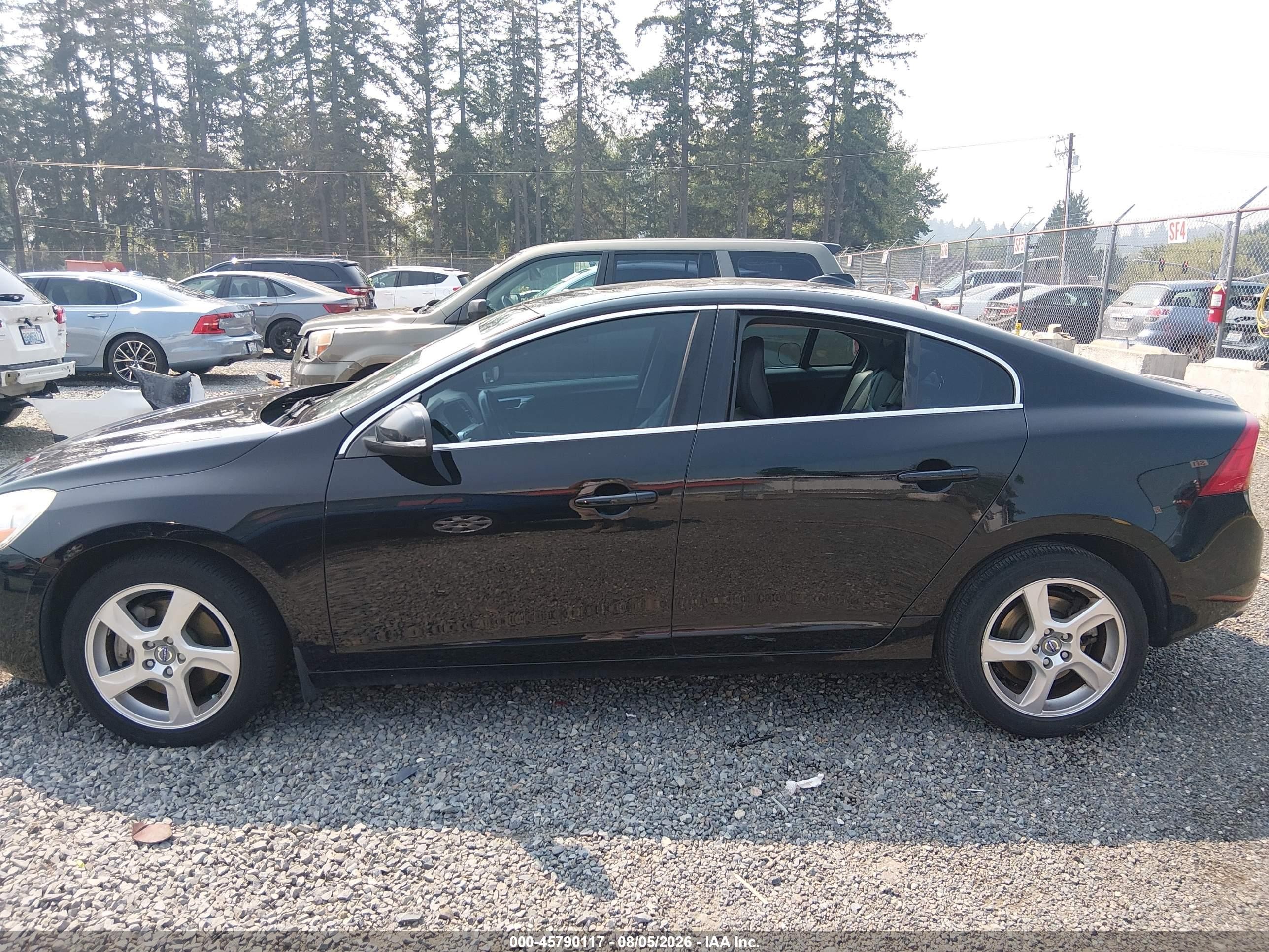 2012 Volvo S60 T5/t5 W/moonroof Black vin: YV1622FS9C2103087