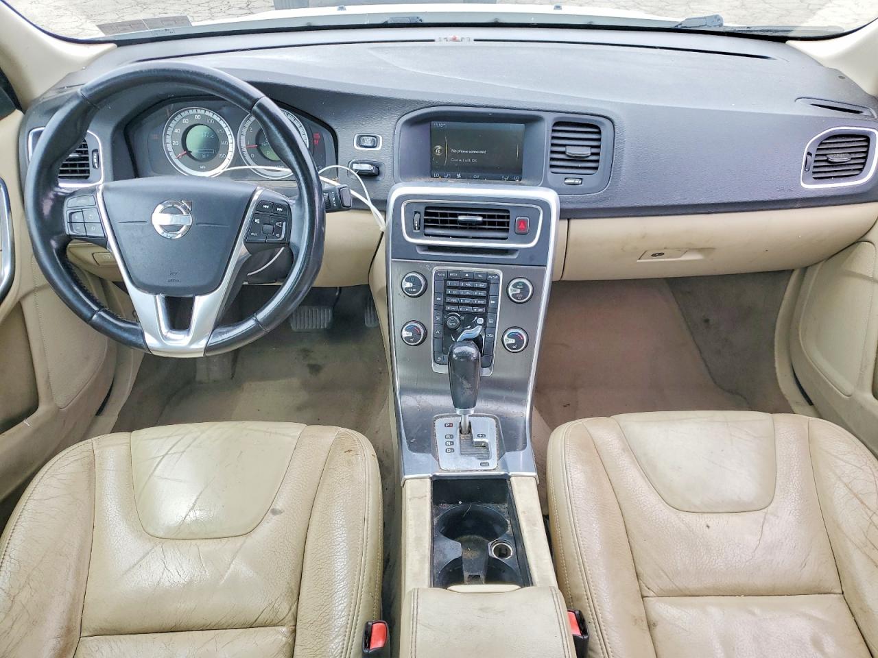 2012 Volvo S60 T5 White vin: YV1622FSXC2030067