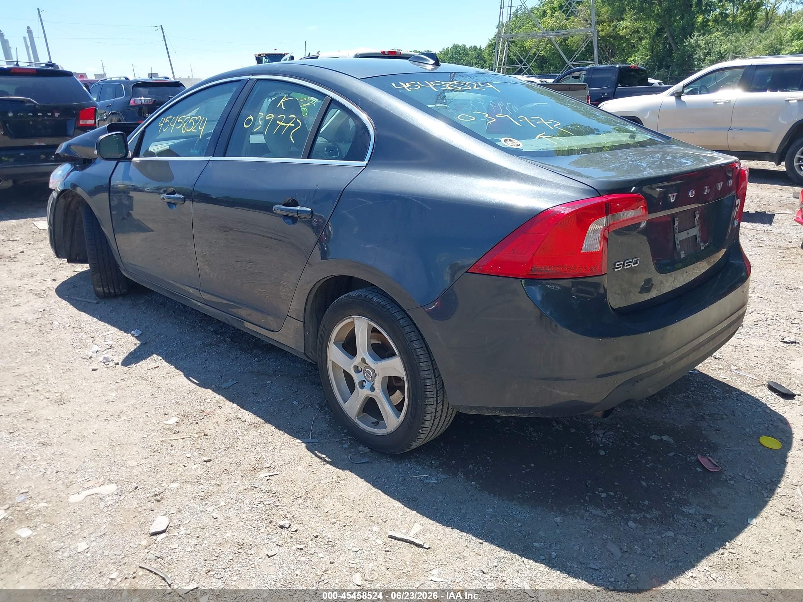 2012 Volvo S60 T5 Gray vin: YV1622FSXC2039772