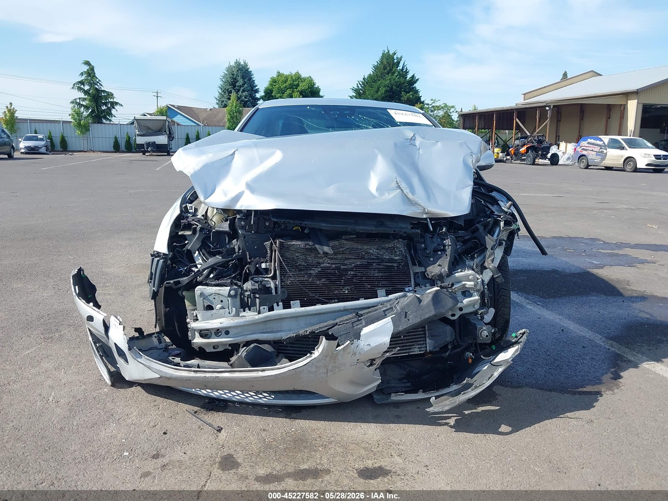 2012 Volvo S60 T5 Silver vin: YV1622FSXC2051145
