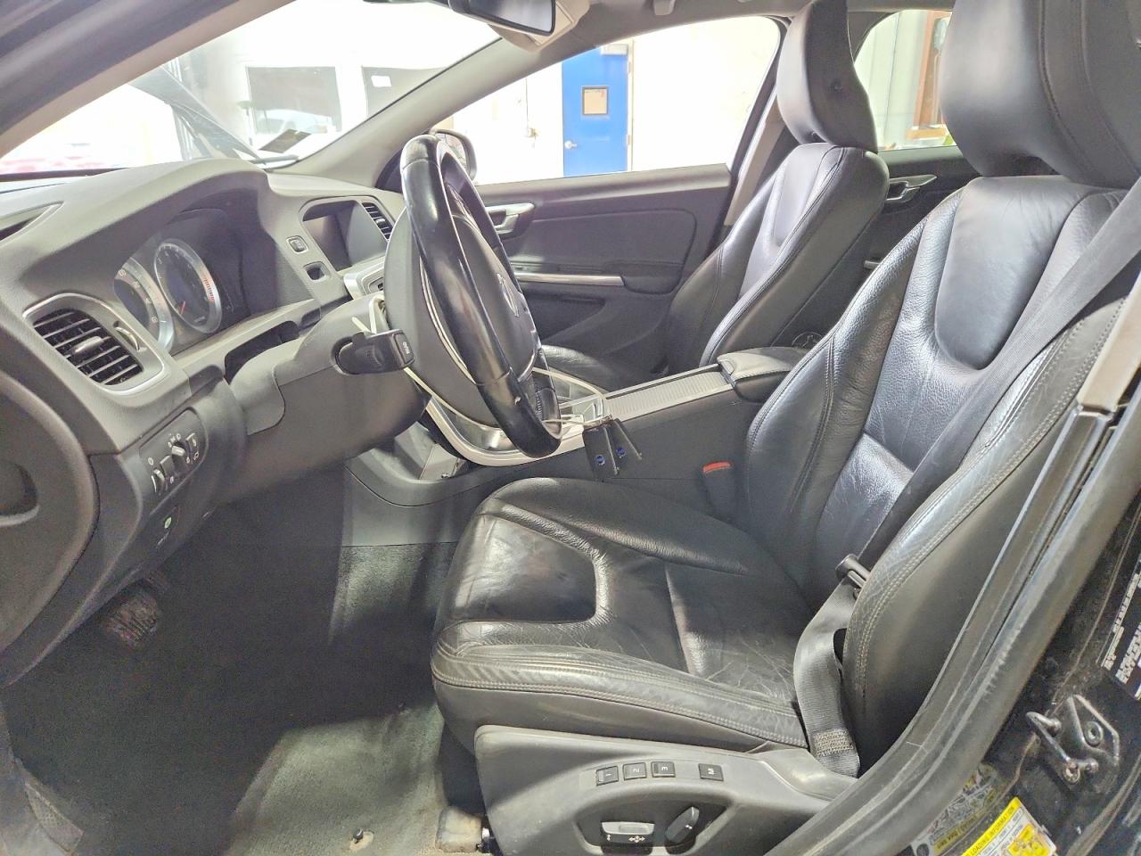 2012 Volvo S60 T5 Black vin: YV1622FSXC2139029