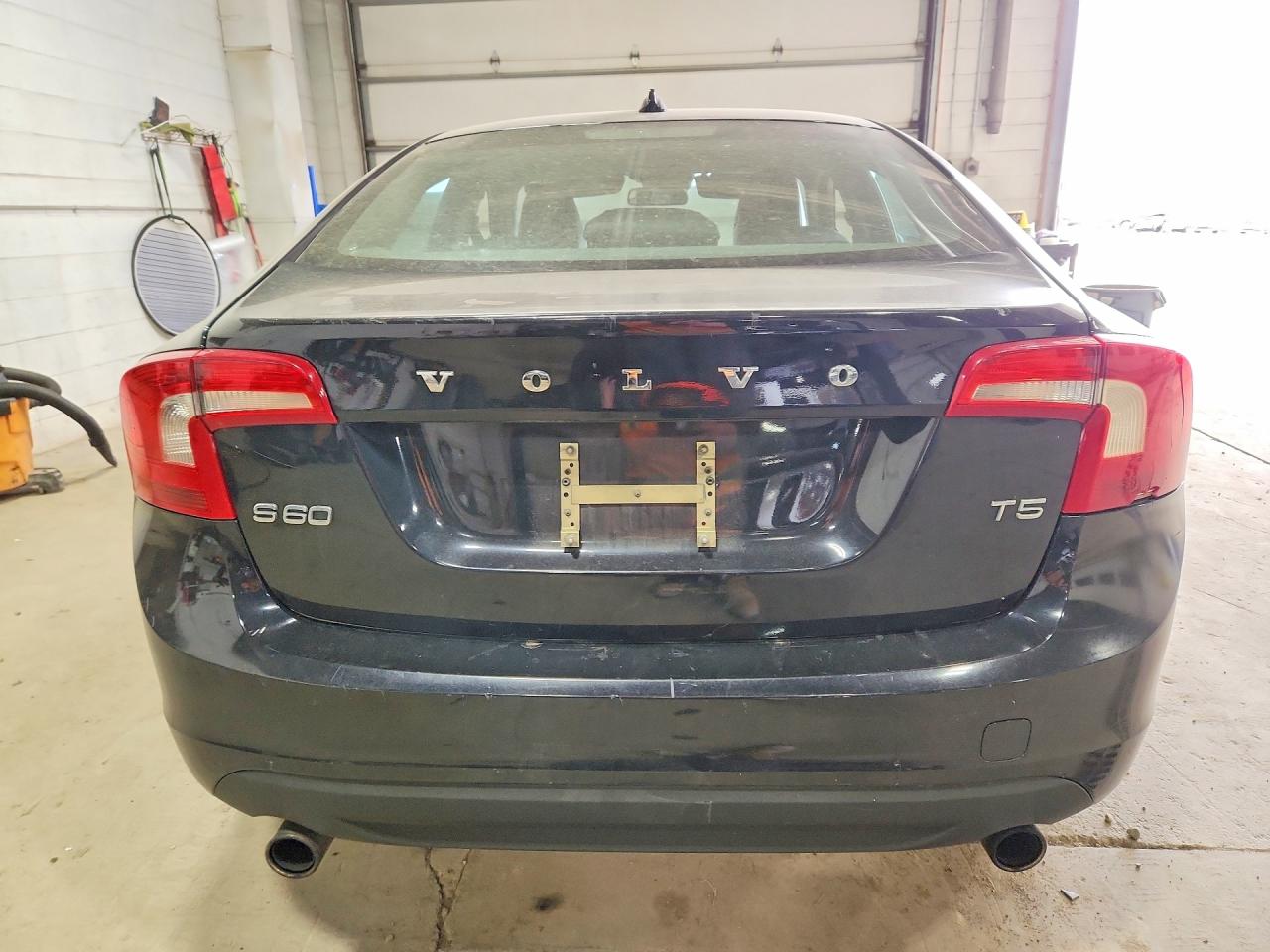 2012 Volvo S60 T5 Black vin: YV1622FSXC2139029