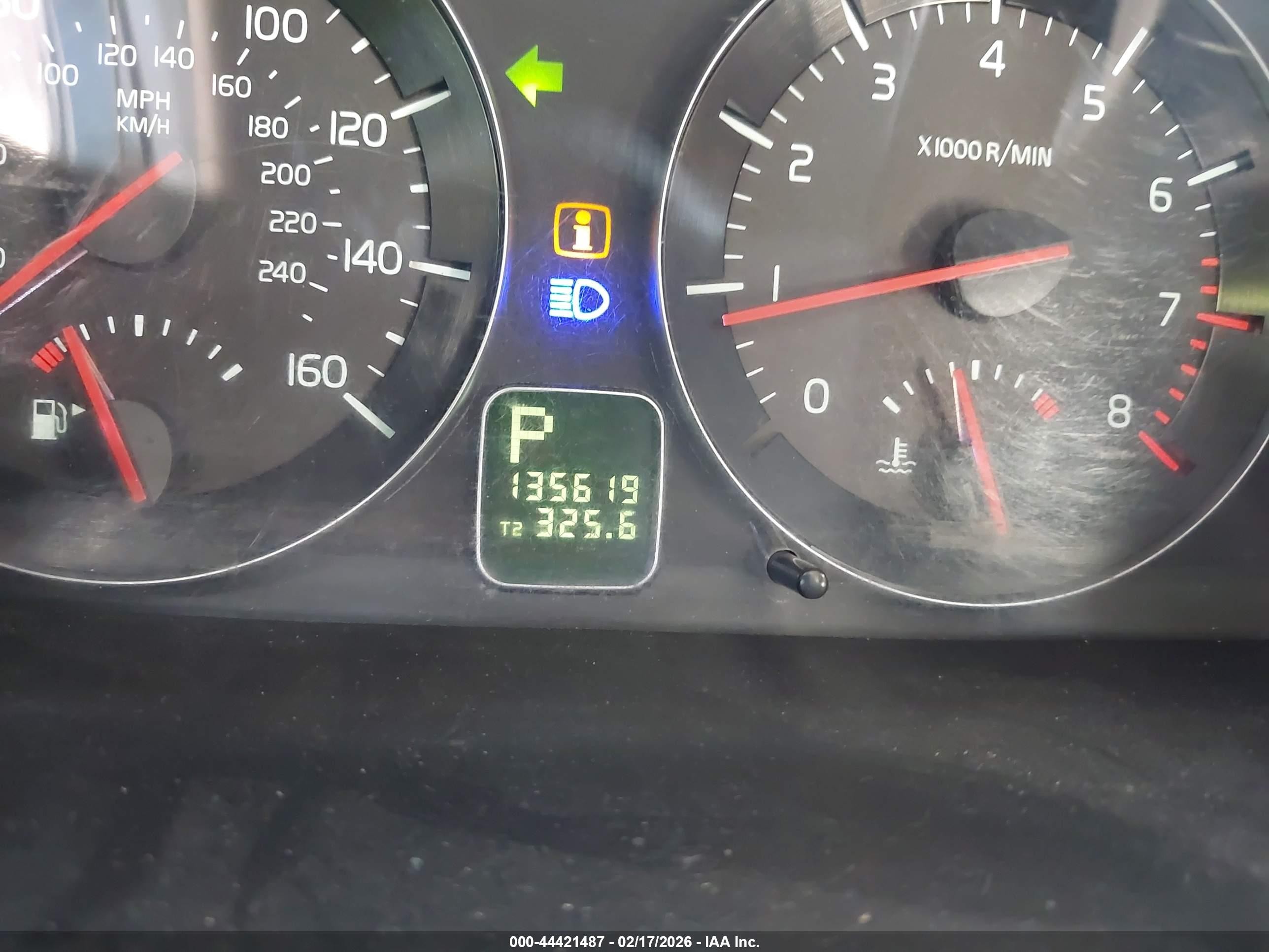 2010 Volvo C70 T5 Light Blue vin: YV1672MC0AJ094439