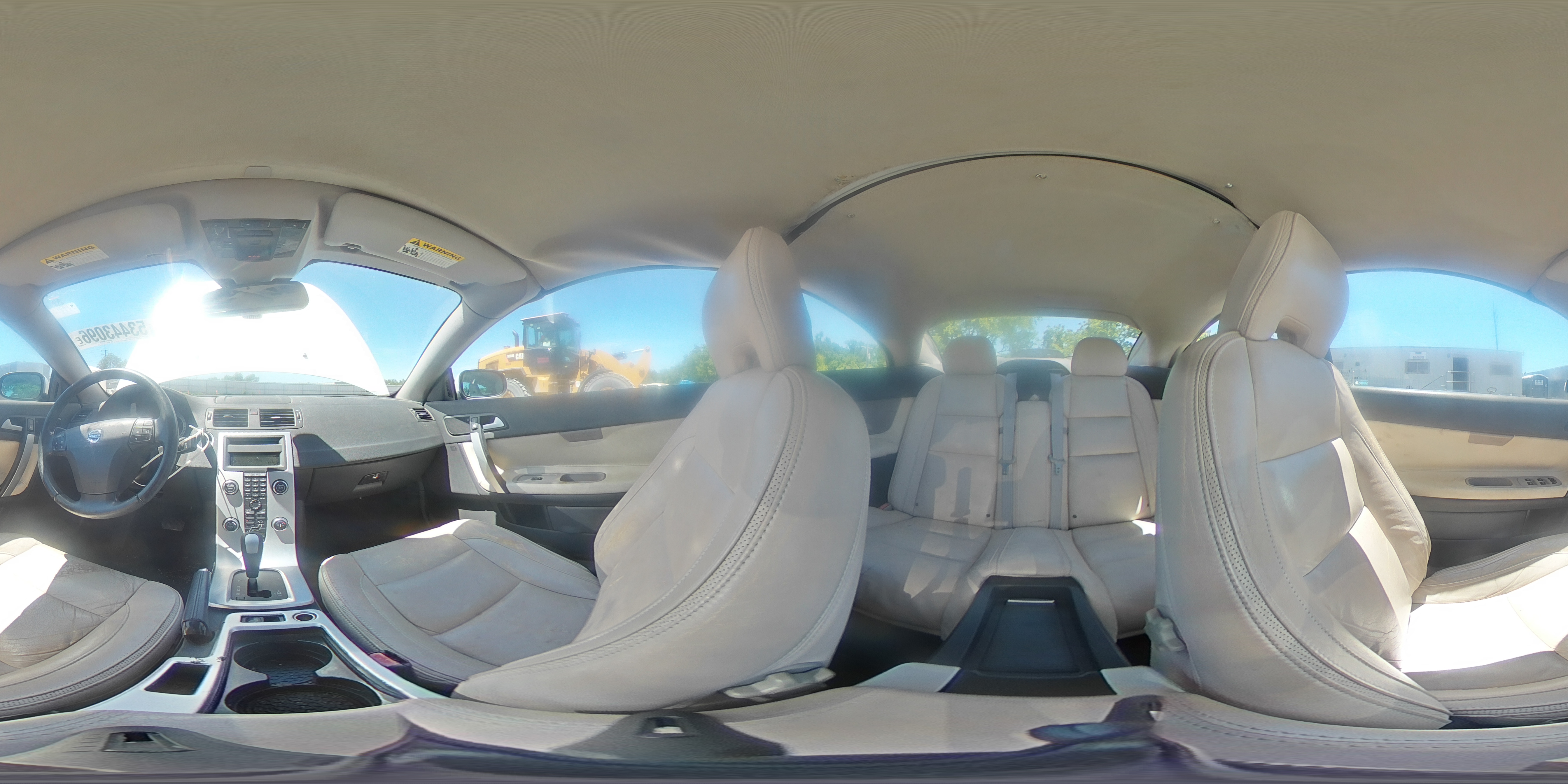 2011 Volvo C70 White vin: YV1672MC0BJ107076