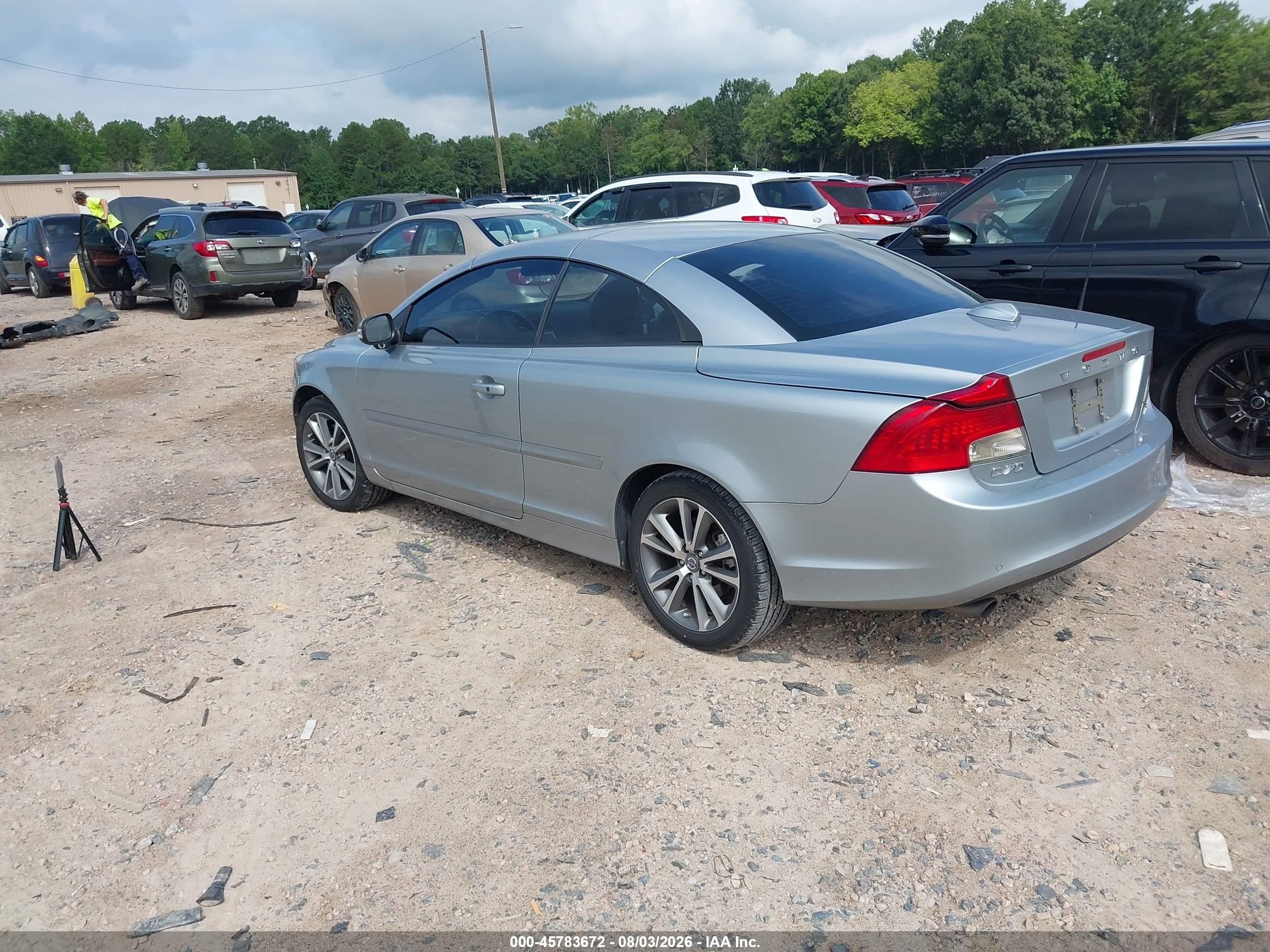 2011 Volvo C70 T5 (fleet Only)/t5 (retail Only) Light Blue vin: YV1672MC0BJ120569