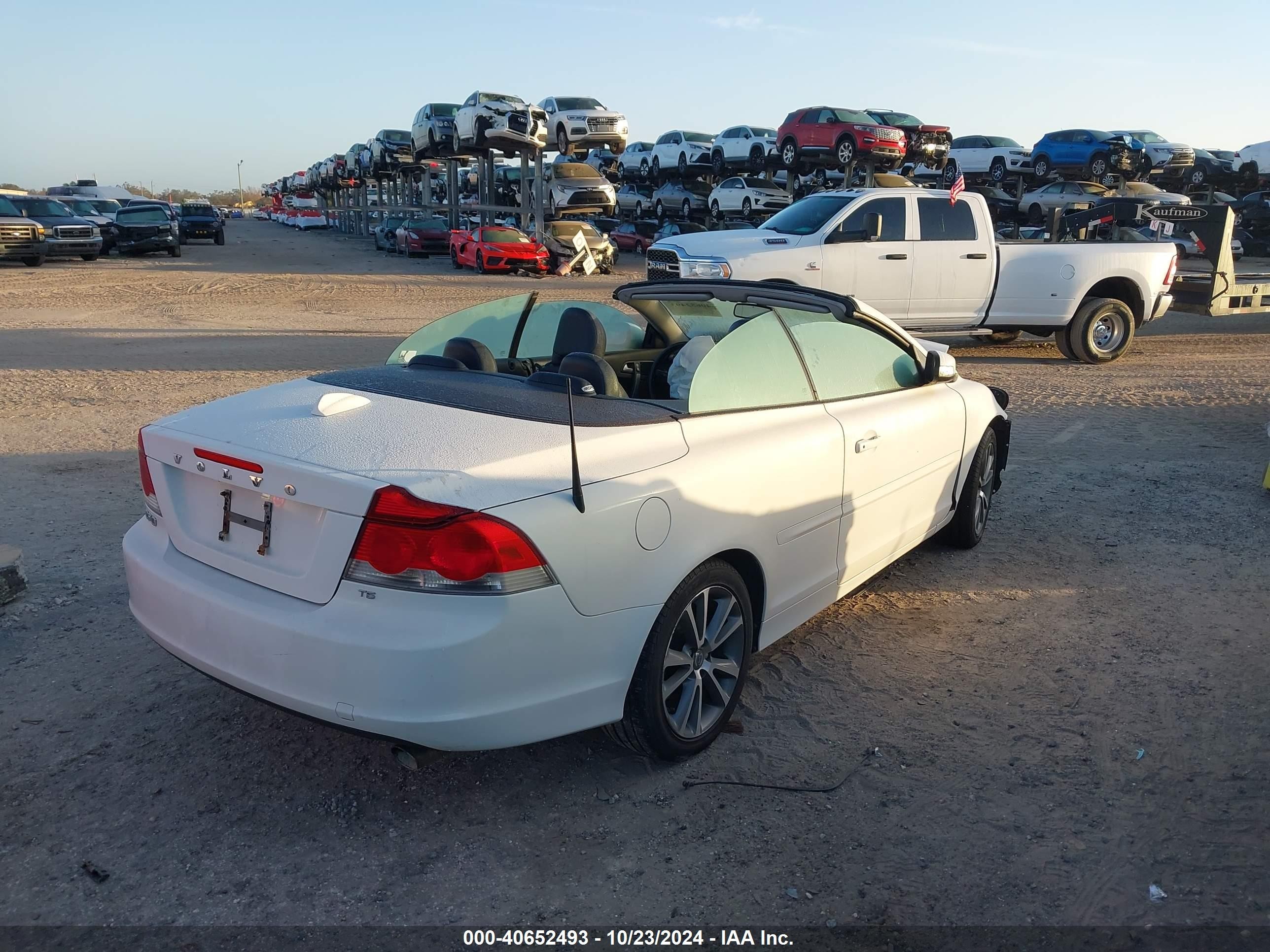 2010 Volvo C70 T5 White vin: YV1672MC1AJ094255