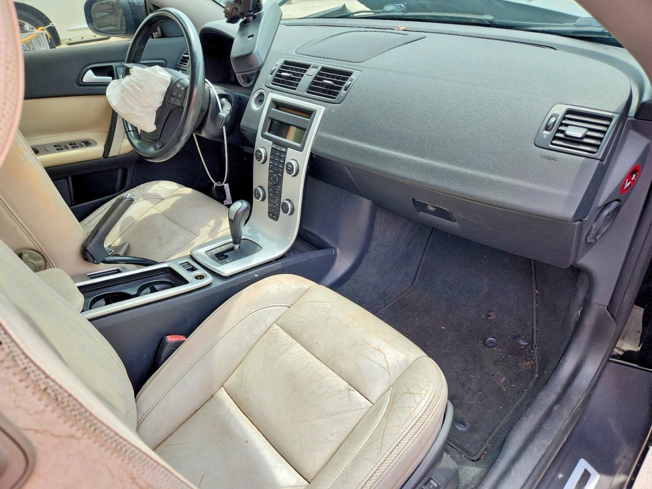 2011 Volvo C70 T5 Black vin: YV1672MC1BJ108186