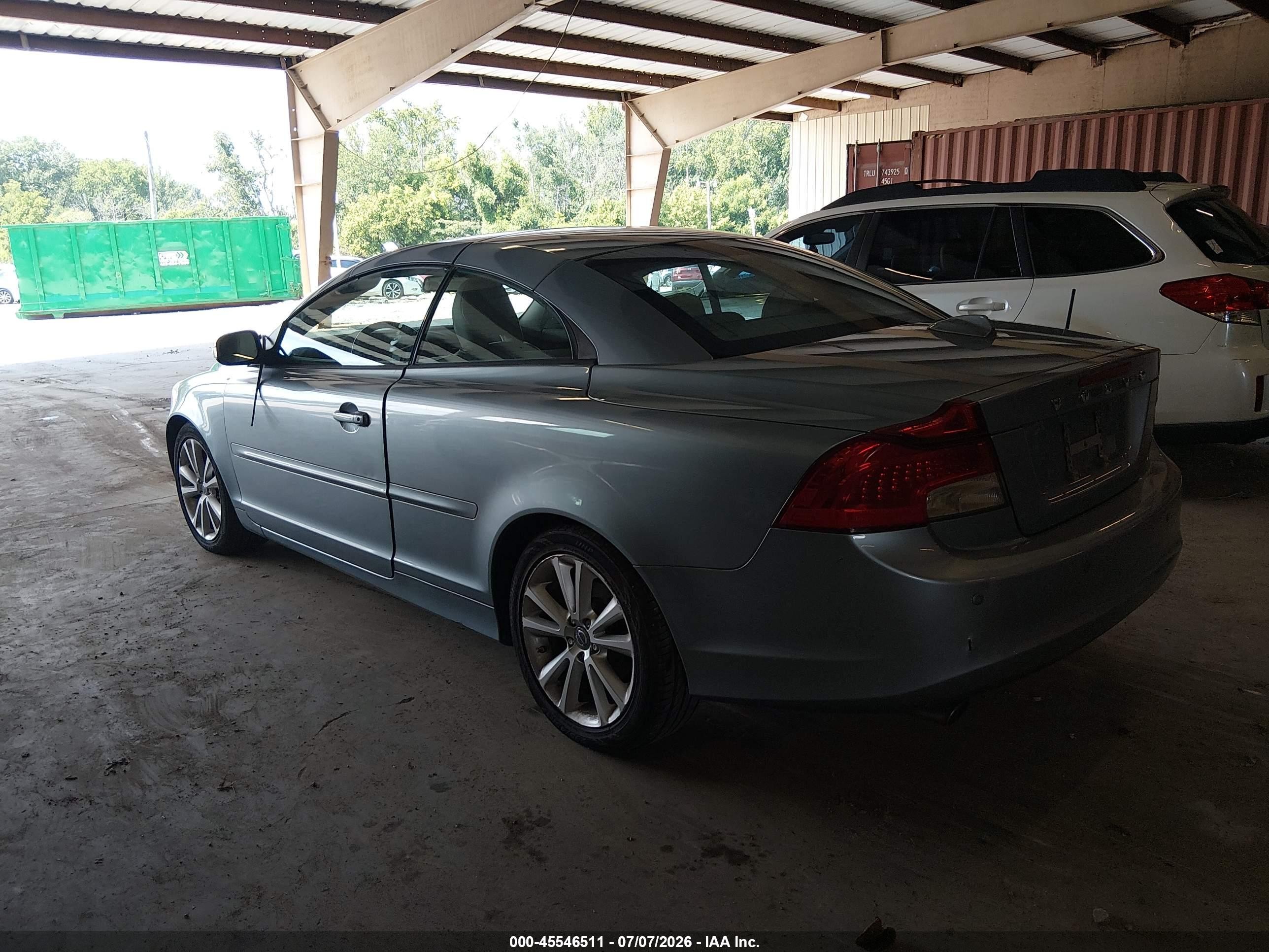2011 Volvo C70 T5 (fleet Only)/t5 (retail Only) Light Blue vin: YV1672MC1BJ115266
