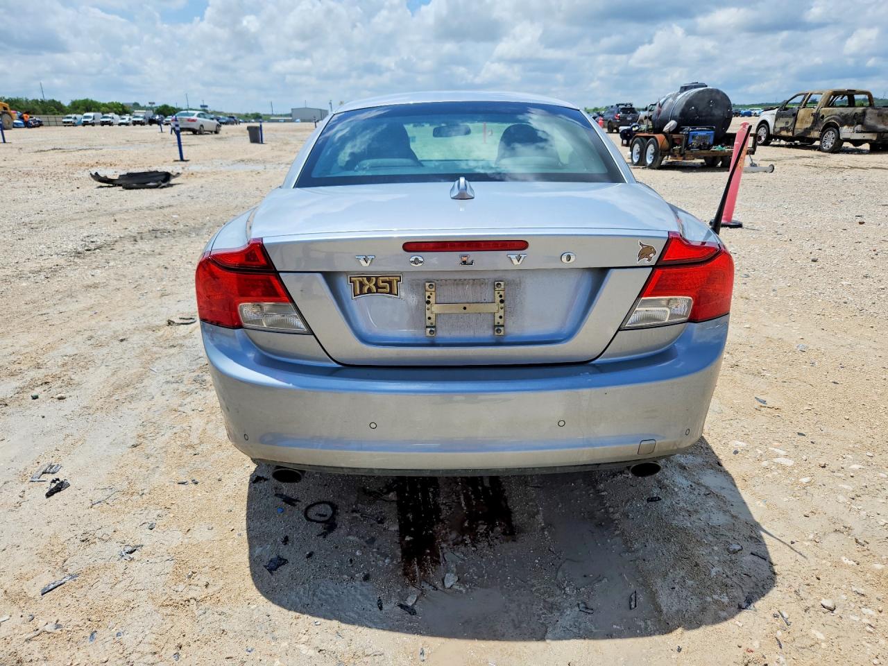 2012 Volvo C70 T5 Silver vin: YV1672MC1CJ125894