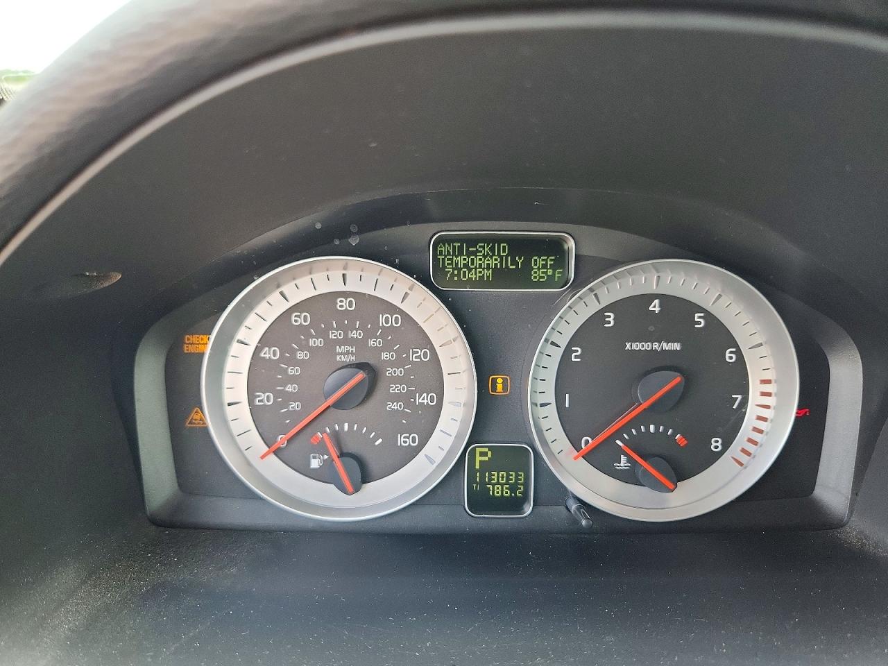 2012 Volvo C70 T5 Silver vin: YV1672MC1CJ125894