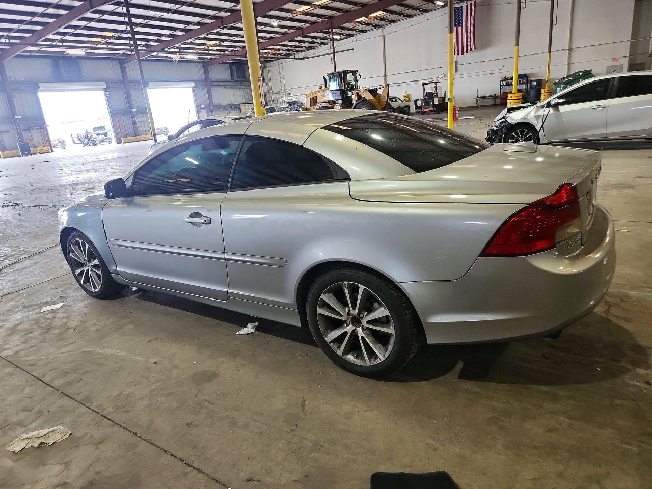 2012 Volvo C70 T5 Silver vin: YV1672MC1CJ131789