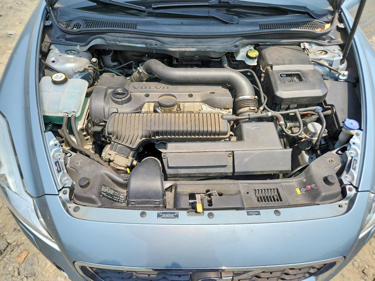 2013 Volvo C70 T5 Blue vin: YV1672MC1DJ138047