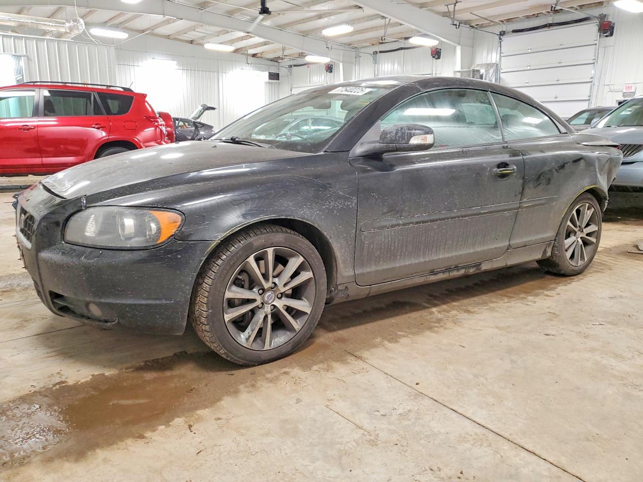 2010 Volvo C70 T5 Black vin: YV1672MC2AJ090361