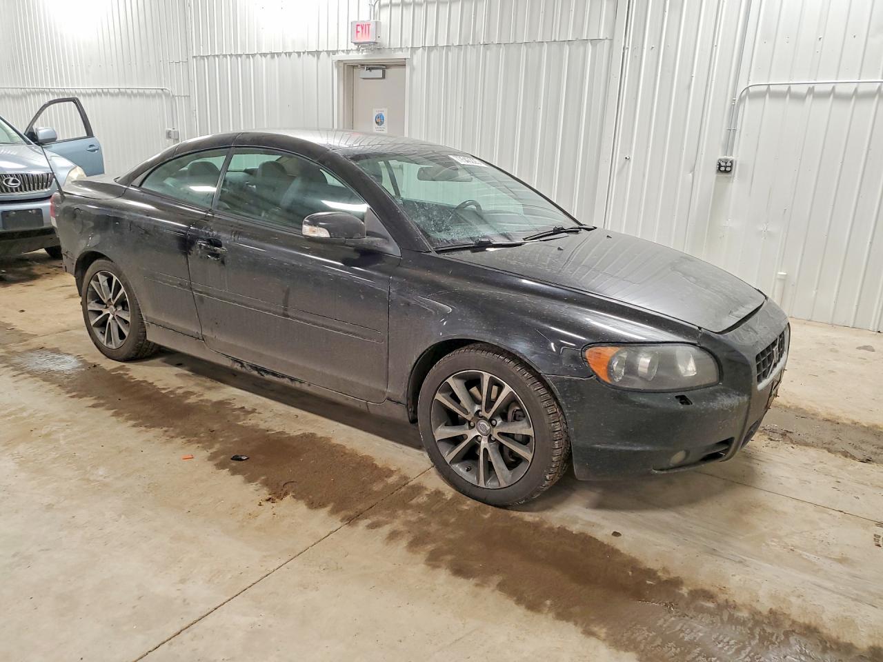 2010 Volvo C70 T5 Black vin: YV1672MC2AJ090361