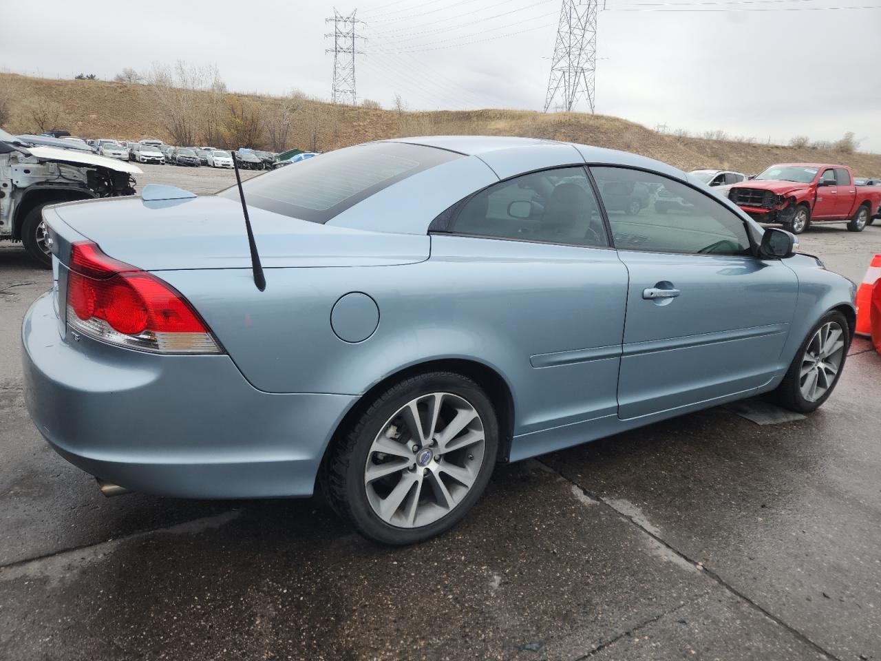 2010 Volvo C70 T5 Blue vin: YV1672MC2AJ093650