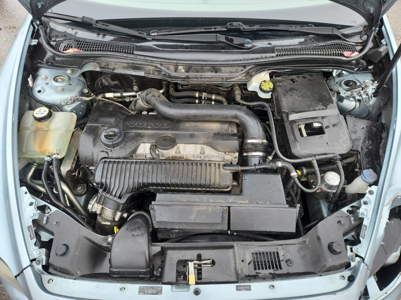 2010 Volvo C70 T5 Blue vin: YV1672MC2AJ093650