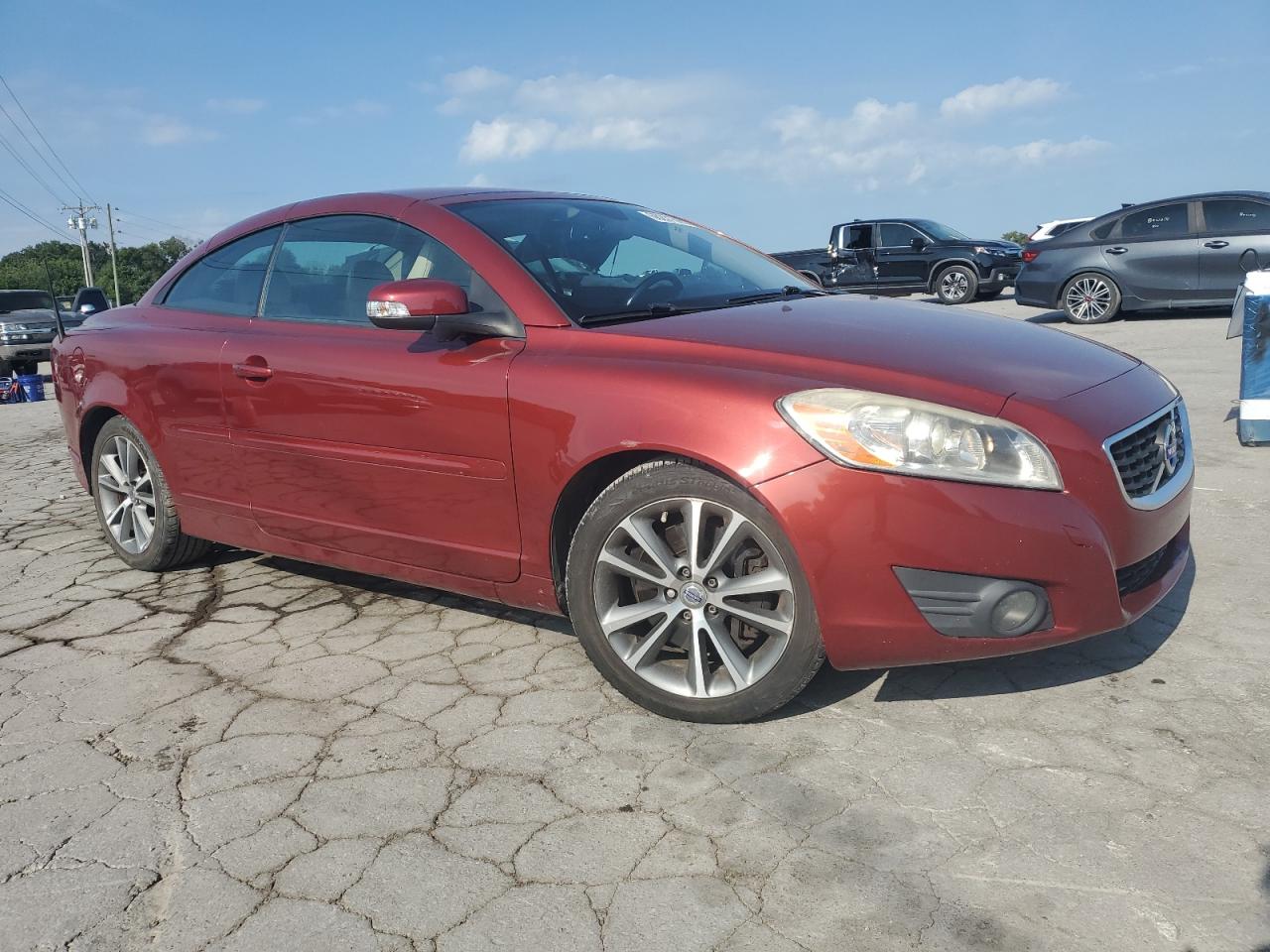 2011 Volvo C70 T5 Burgundy vin: YV1672MC2BJ117611