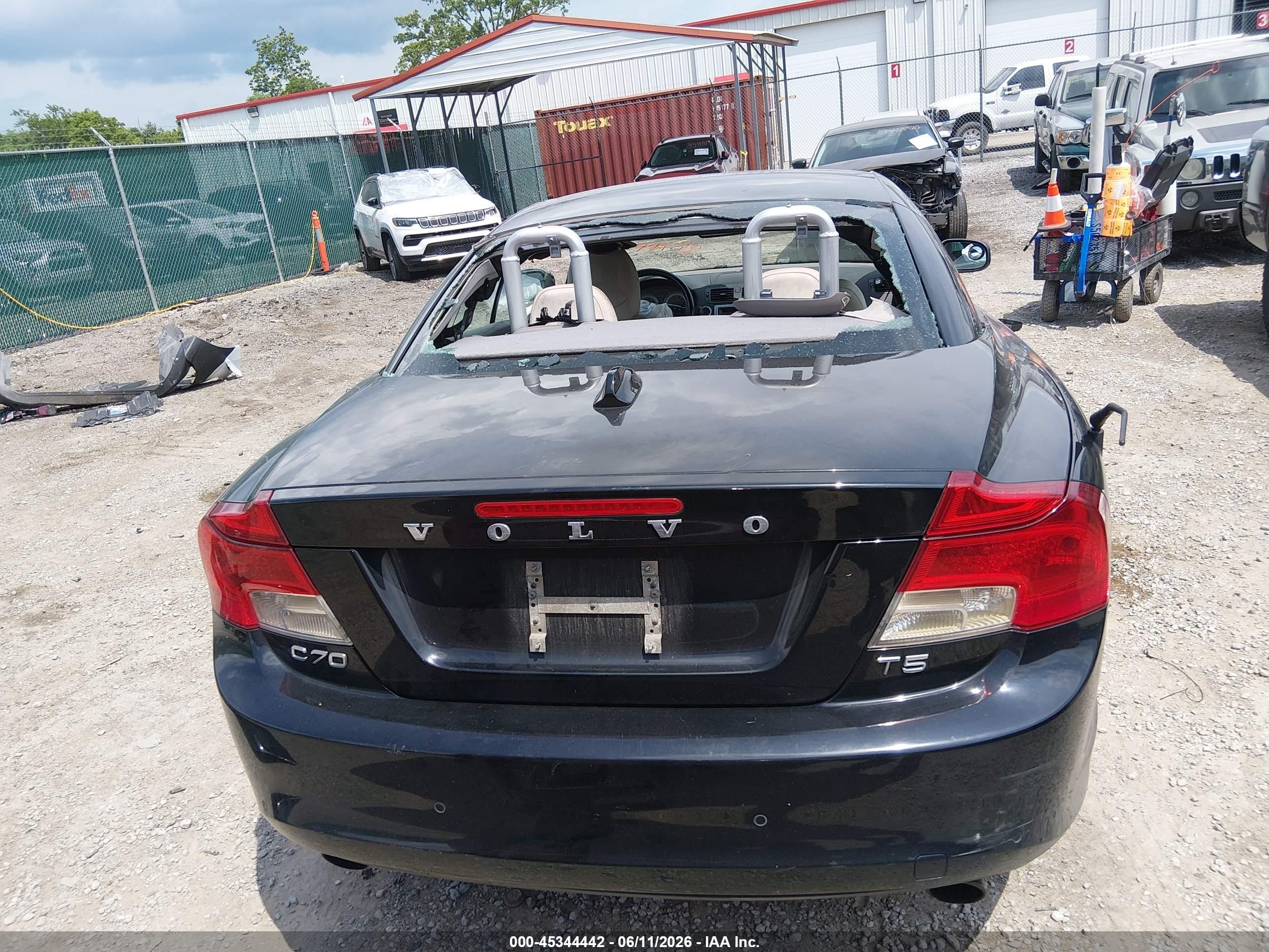 2011 Volvo C70 T5 (fleet Only)/t5 (retail Only) Черный vin: YV1672MC2BJ120699