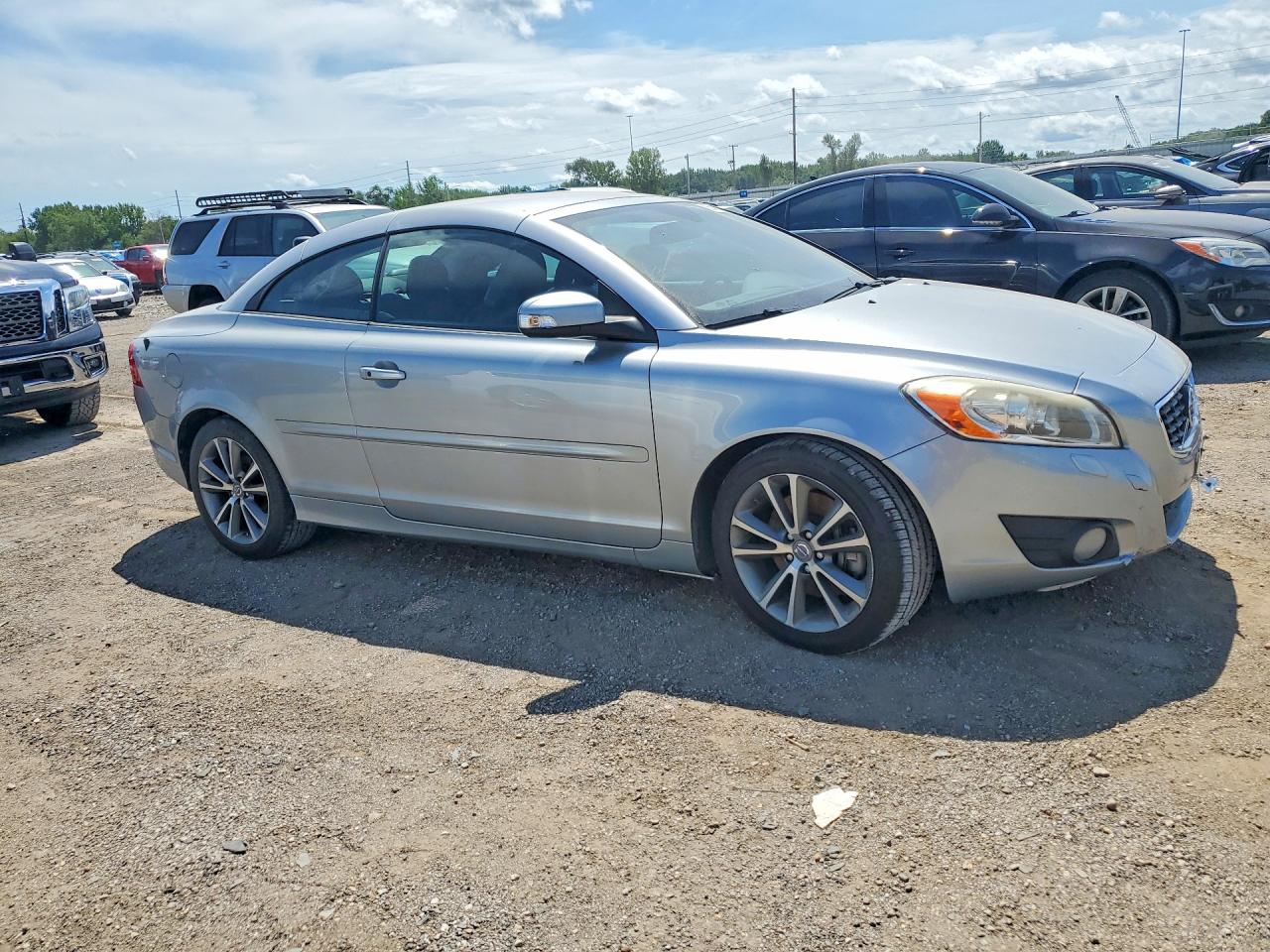 2012 Volvo C70 T5 Silver vin: YV1672MC2CJ129968