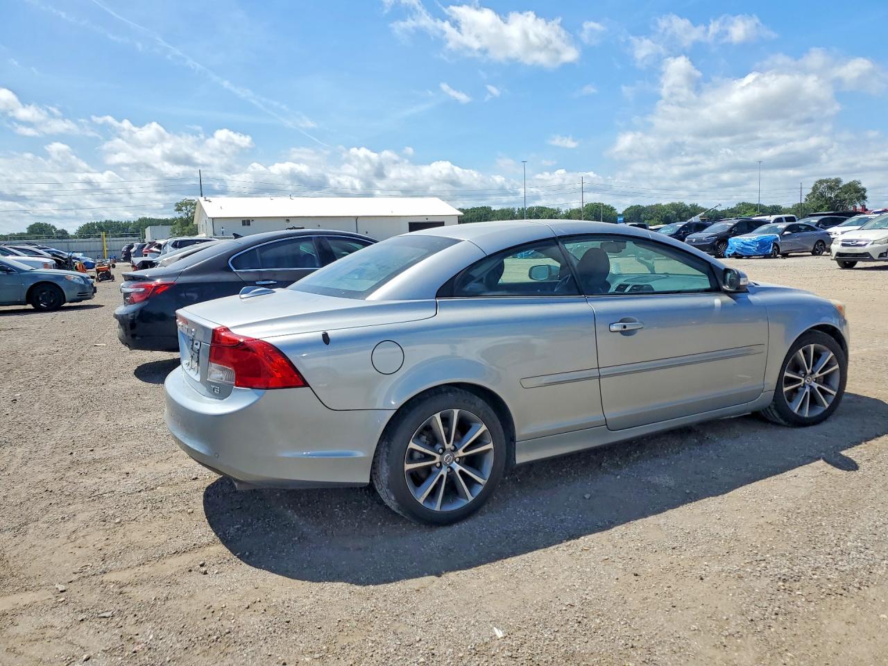 2012 Volvo C70 T5 Silver vin: YV1672MC2CJ129968
