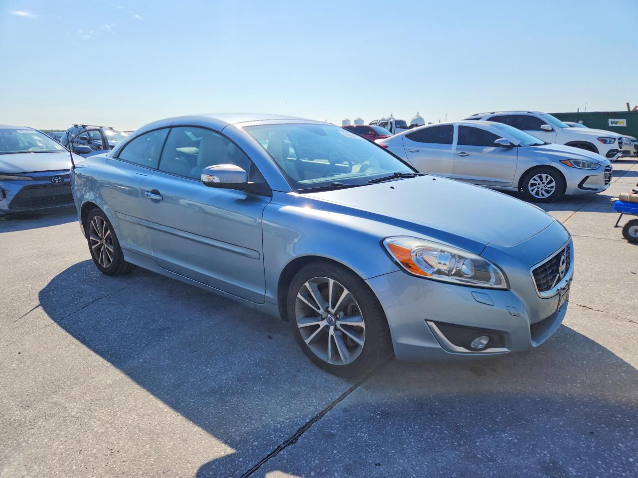 2013 Volvo C70 T5 Silver vin: YV1672MC2DJ136839