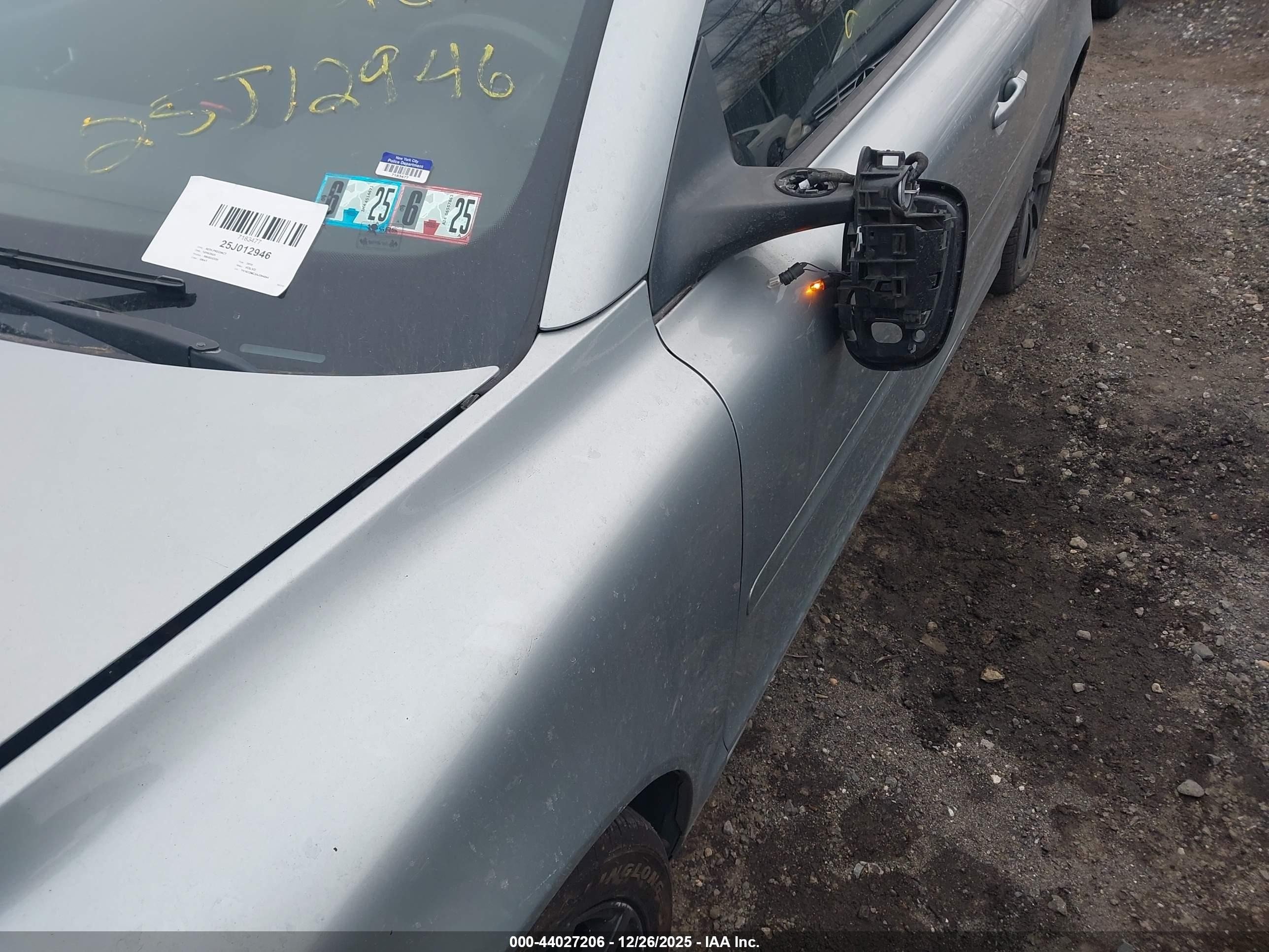 2010 Volvo C70 T5 Gray vin: YV1672MC3AJ094094
