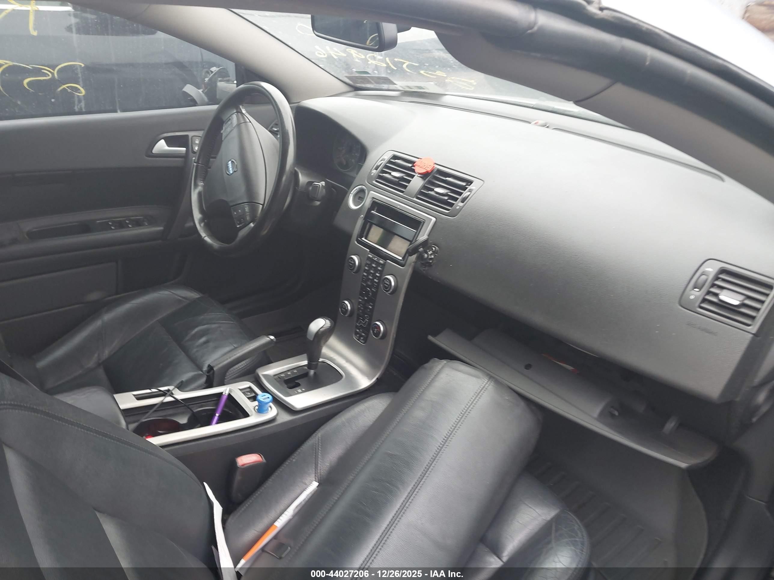 2010 Volvo C70 T5 Gray vin: YV1672MC3AJ094094
