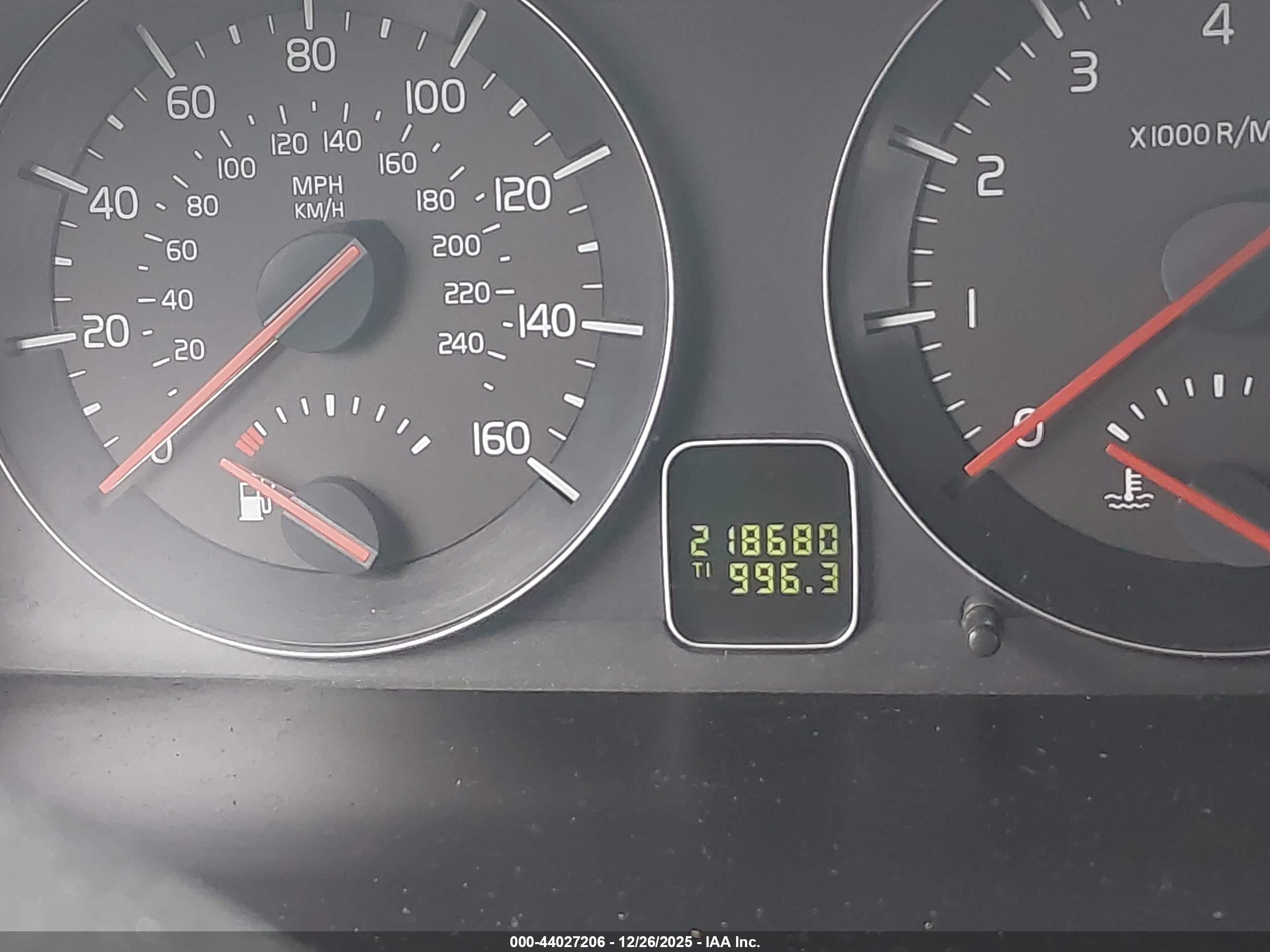 2010 Volvo C70 T5 Gray vin: YV1672MC3AJ094094