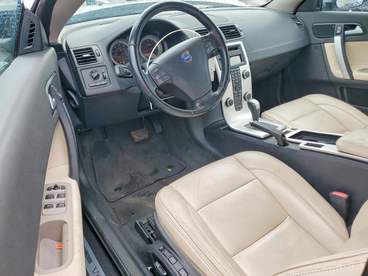 2013 Volvo C70 T5 Silver vin: YV1672MC3DJ140432
