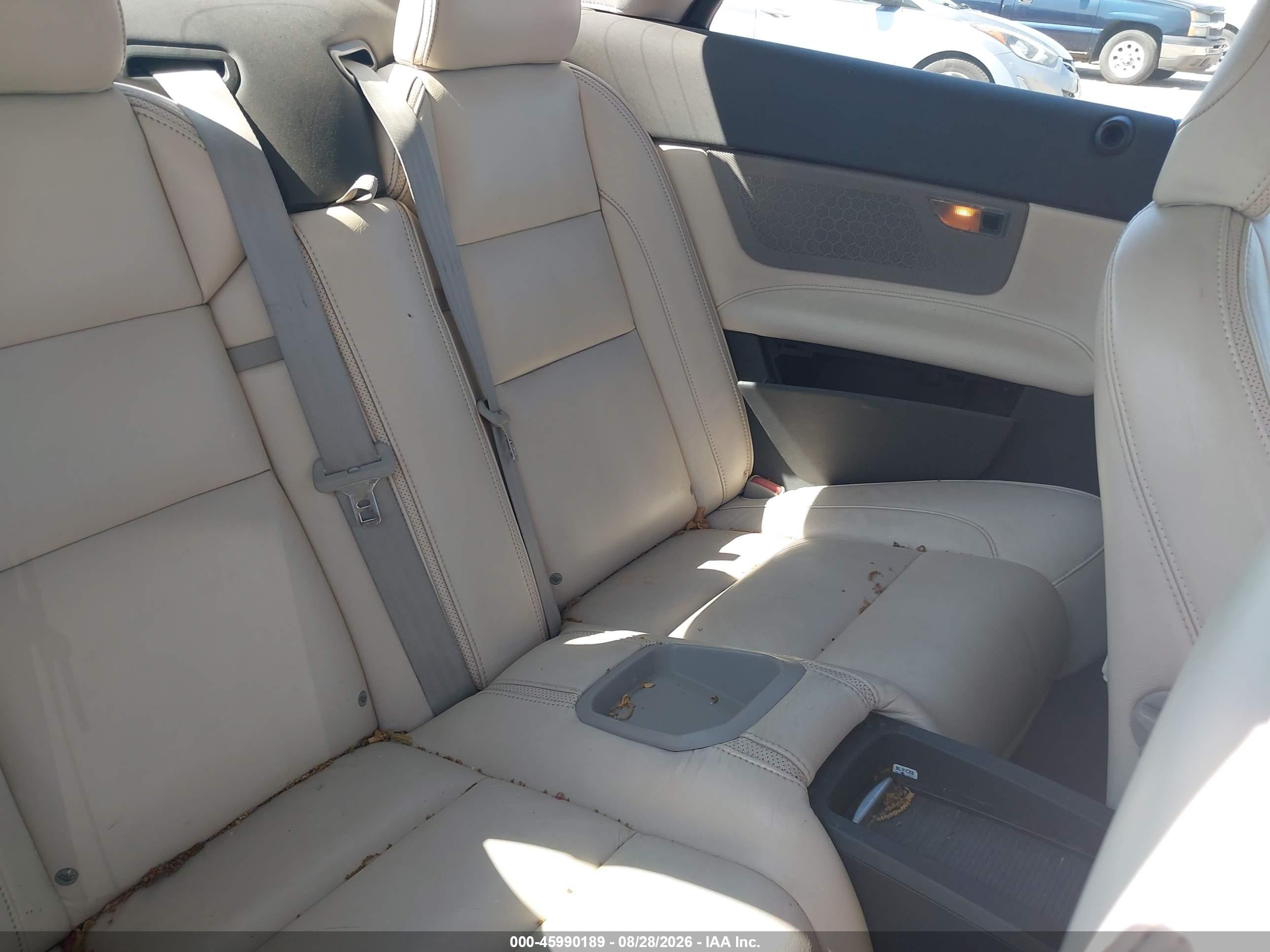 2013 Volvo C70 T5 White vin: YV1672MC3DJ142987