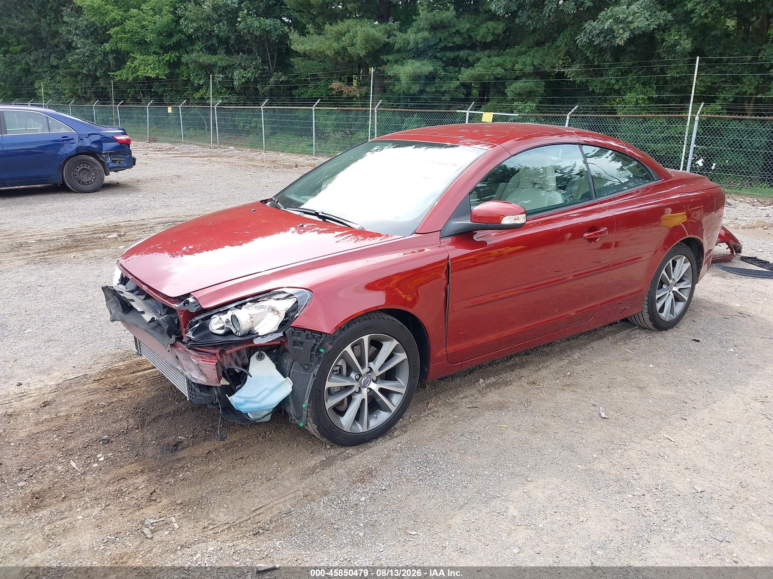 2013 Volvo C70 T5/t5 Platinum/t5 Platinum W/inscription Pkg/t5 Premier Plus/t5 Premier Plus W/inscription Pkg Red vin: YV1672MC3DJ143217