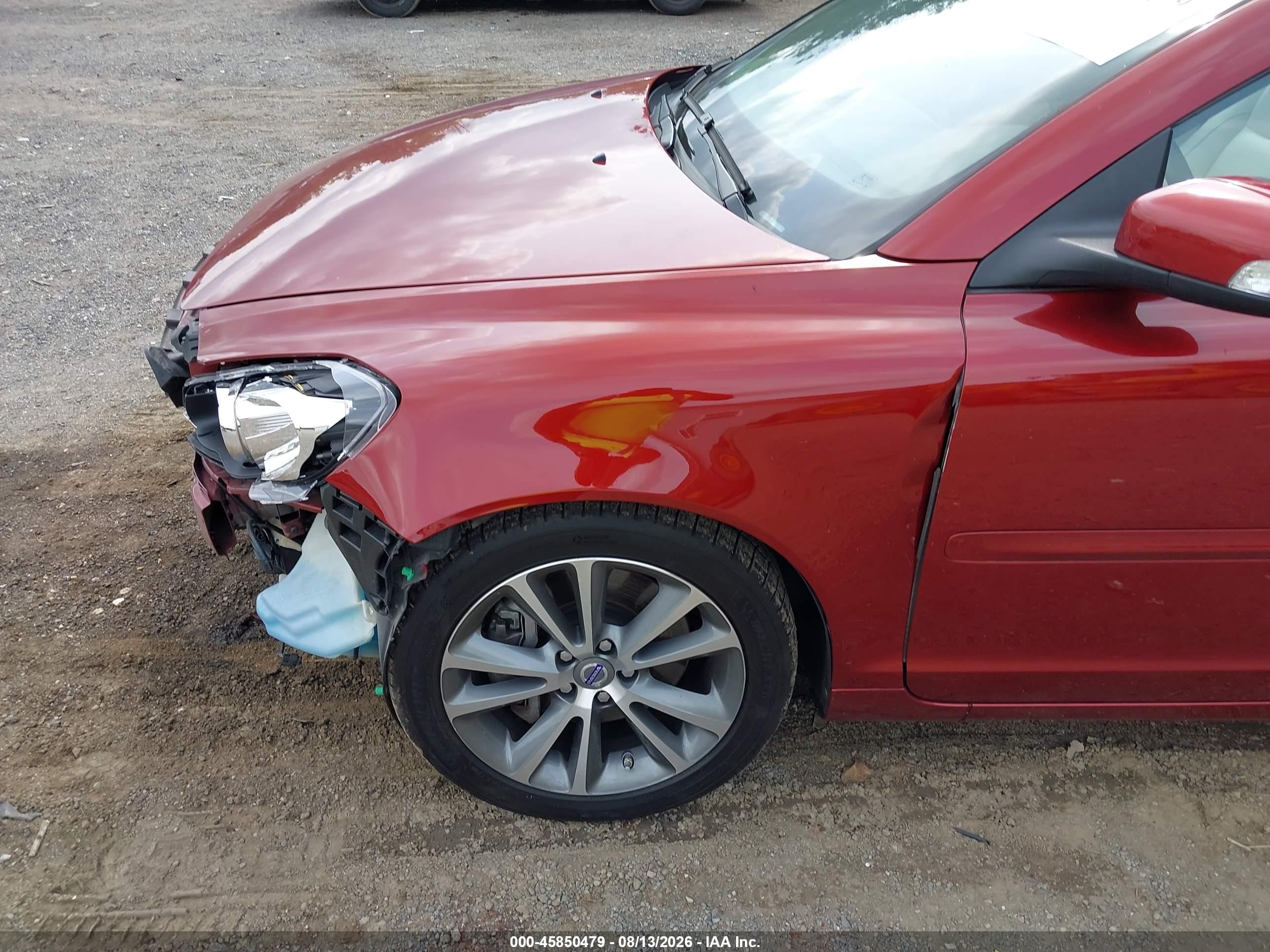 2013 Volvo C70 T5/t5 Platinum/t5 Platinum W/inscription Pkg/t5 Premier Plus/t5 Premier Plus W/inscription Pkg Red vin: YV1672MC3DJ143217