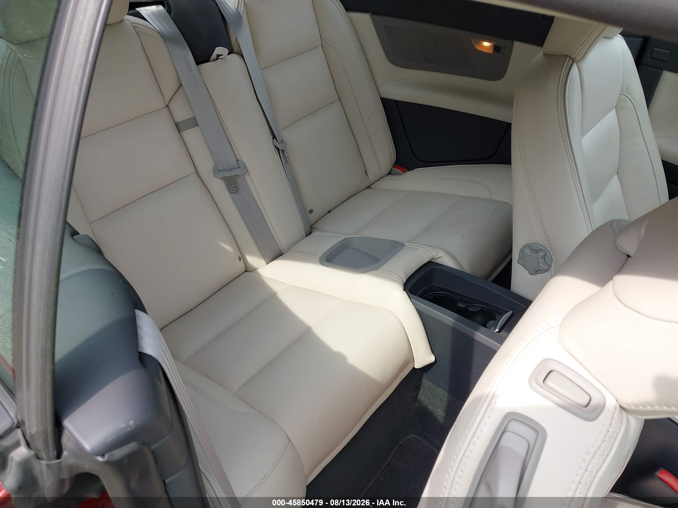 2013 Volvo C70 T5/t5 Platinum/t5 Platinum W/inscription Pkg/t5 Premier Plus/t5 Premier Plus W/inscription Pkg Red vin: YV1672MC3DJ143217