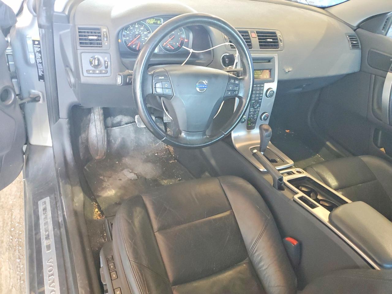 2010 Volvo C70 T5 Silver vin: YV1672MC4AJ090118