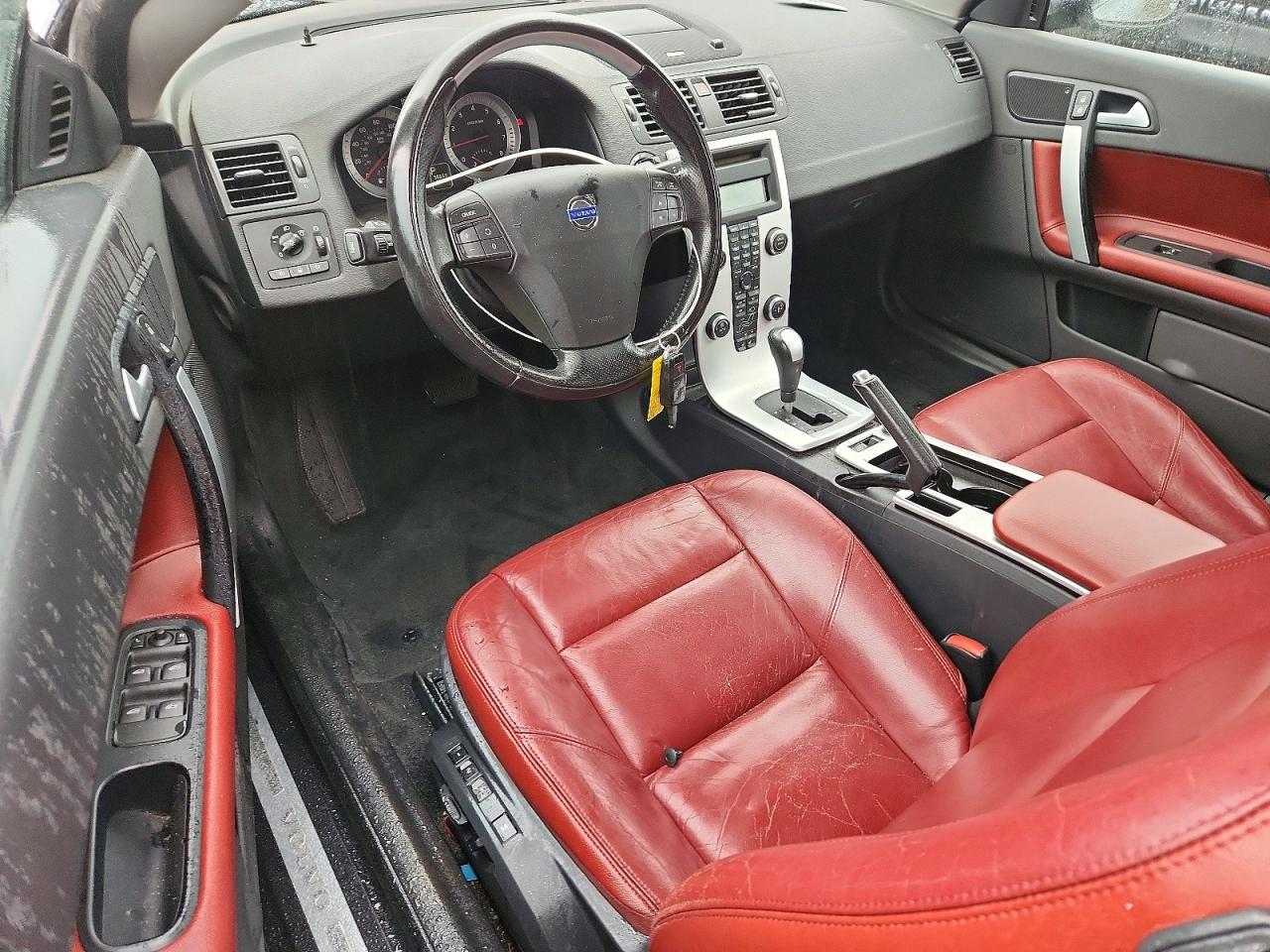 2011 Volvo C70 T5 Серебряный vin: YV1672MC4BJ107131
