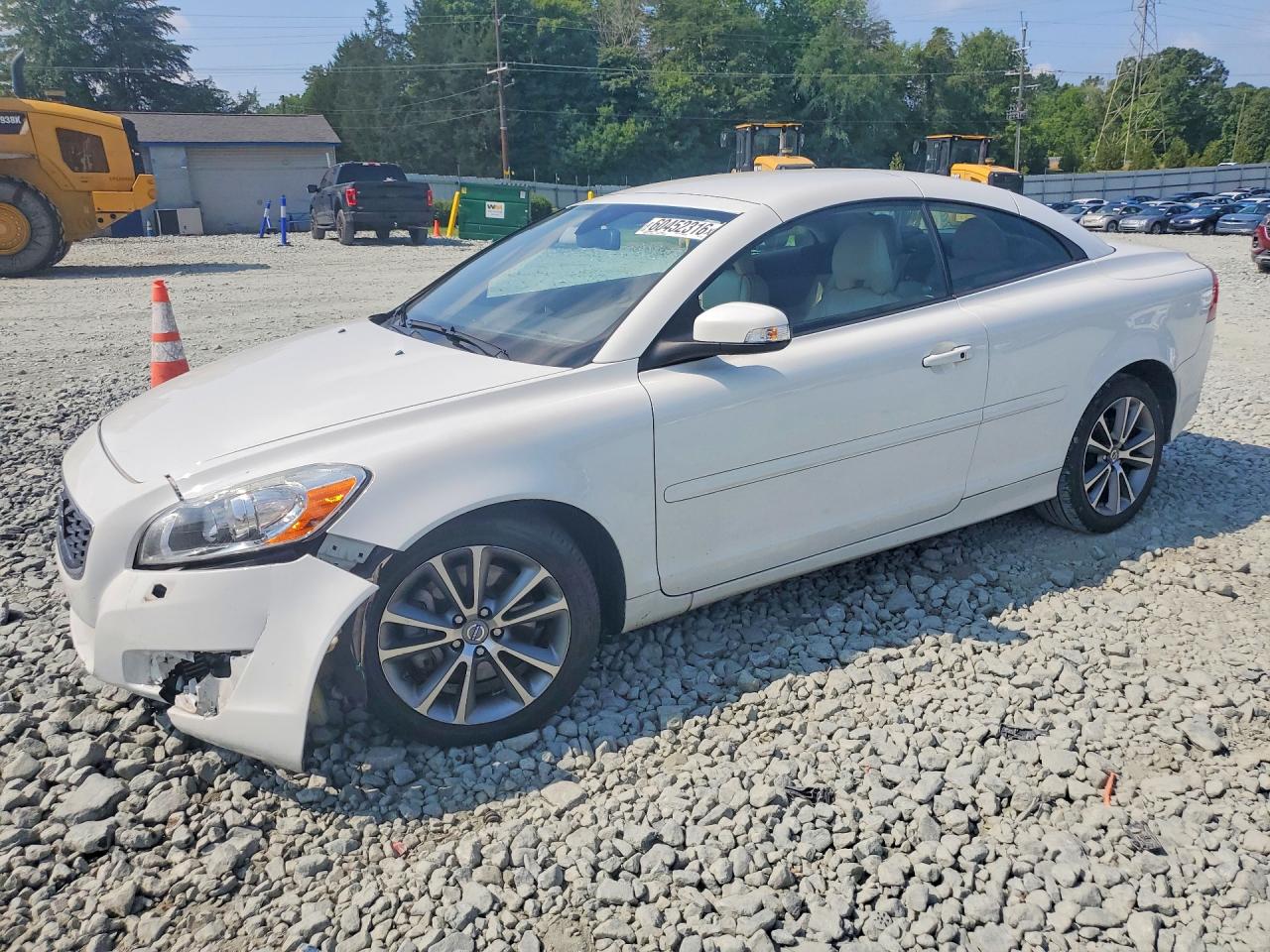 2013 Volvo C70 T5 White vin: YV1672MC4DJ138897