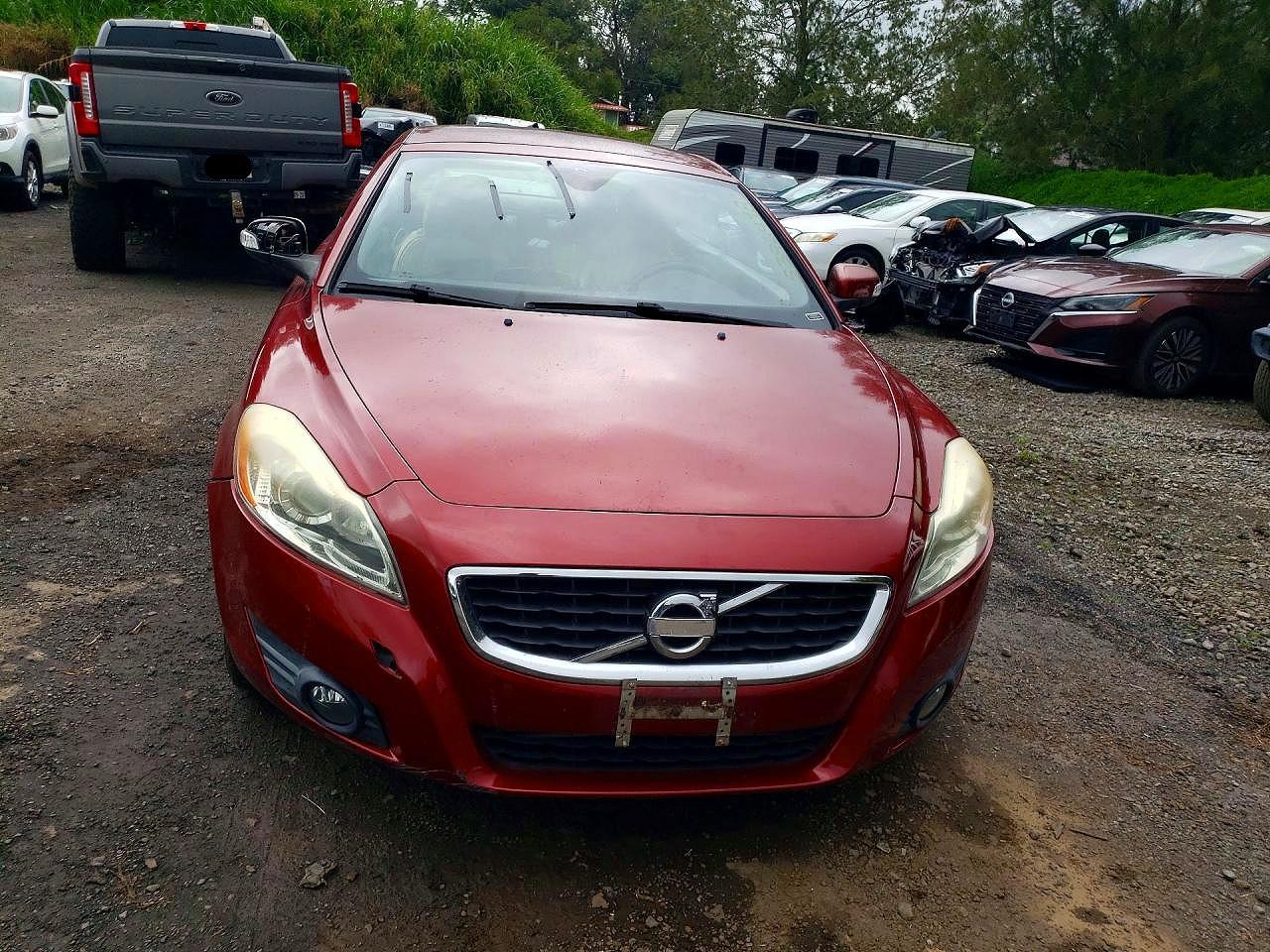 2011 Volvo C70 T5 Red vin: YV1672MC5BJ110362