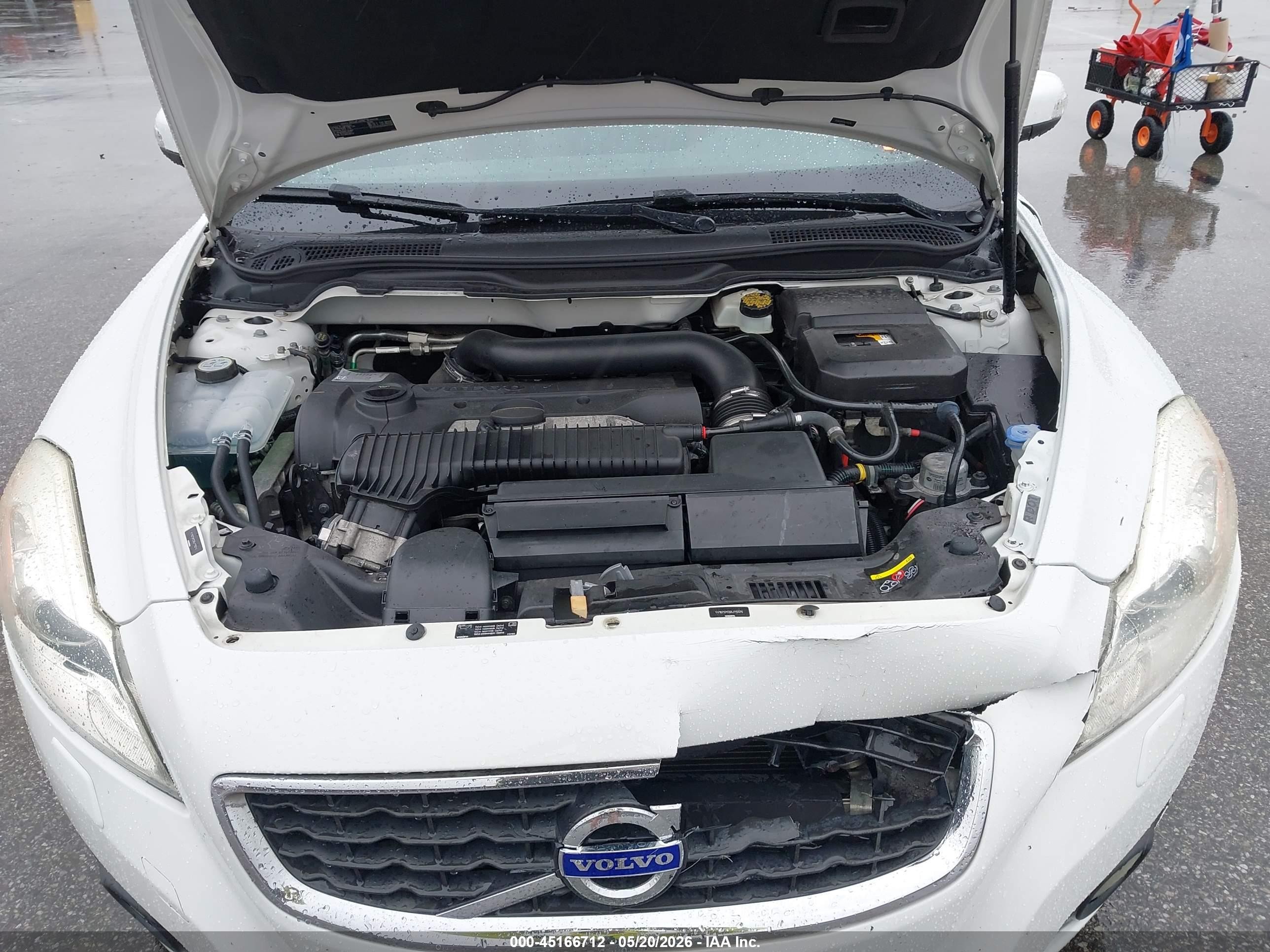 2011 Volvo C70 T5 White vin: YV1672MC5BJ115576