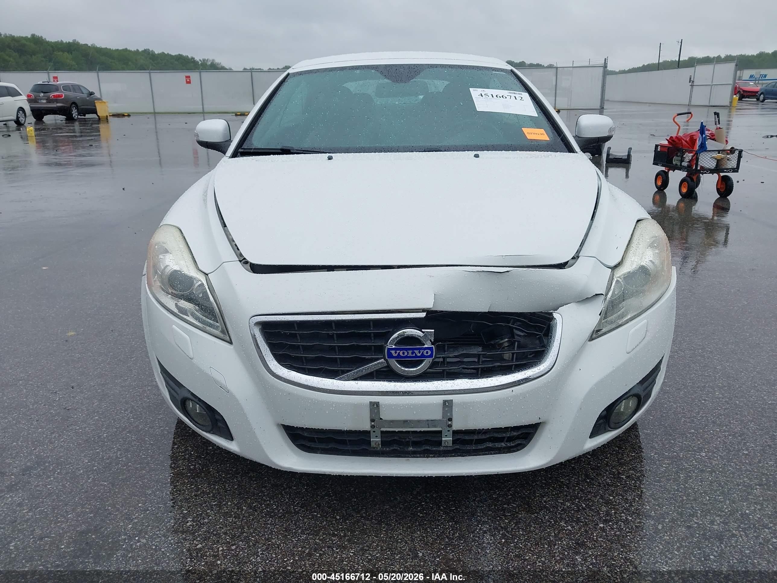2011 Volvo C70 T5 White vin: YV1672MC5BJ115576
