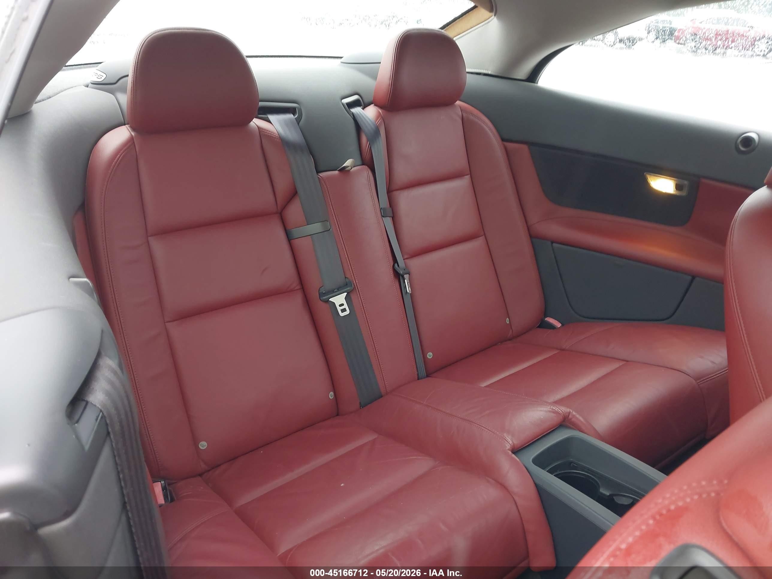 2011 Volvo C70 T5 White vin: YV1672MC5BJ115576