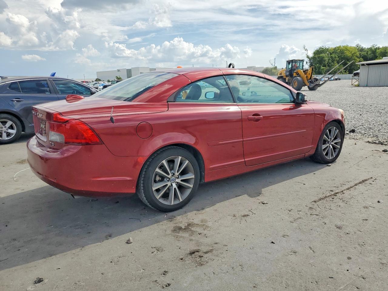 2012 Volvo C70 T5 Красный vin: YV1672MC5CJ123629