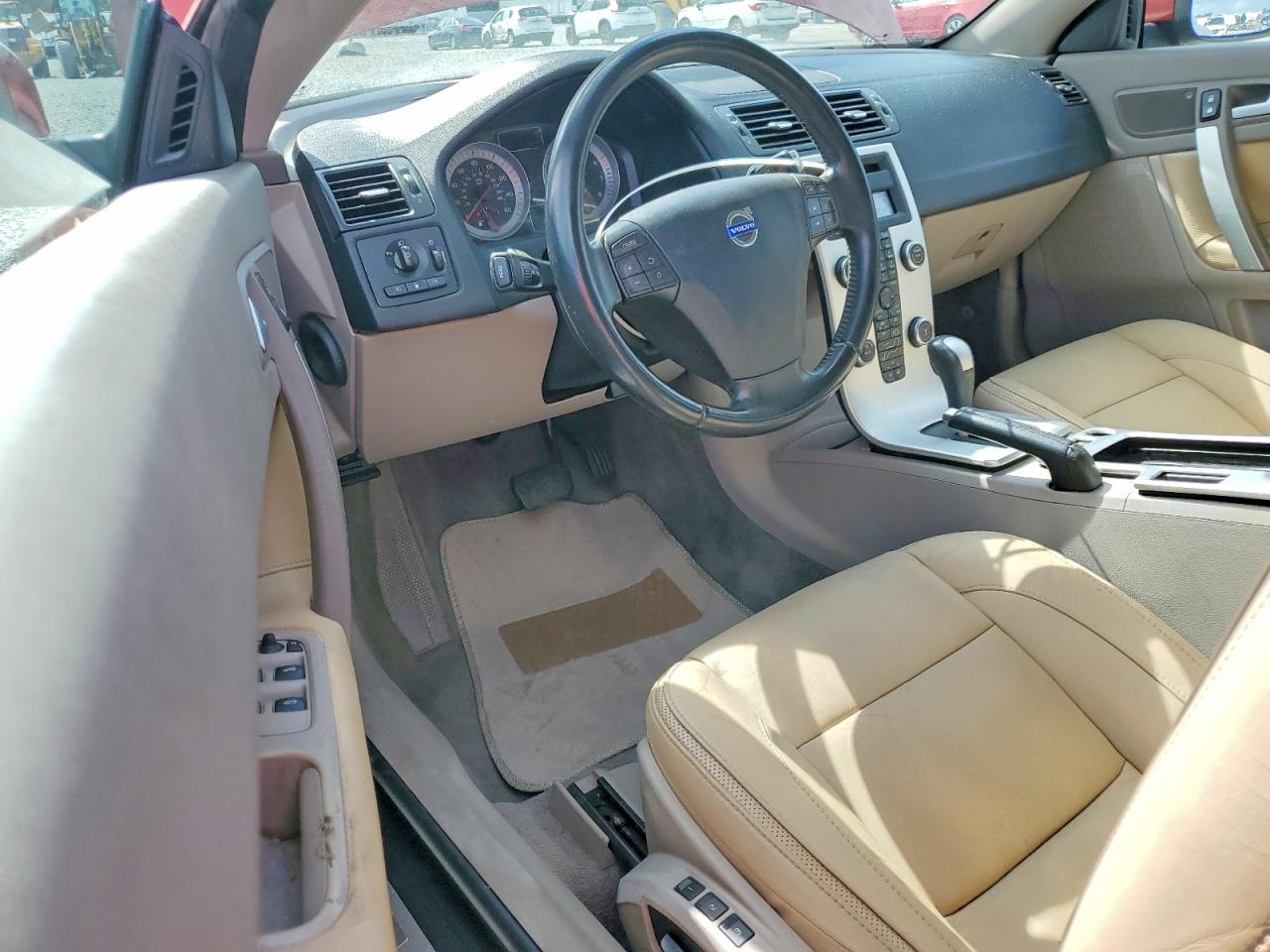 2012 Volvo C70 T5 Красный vin: YV1672MC5CJ123629