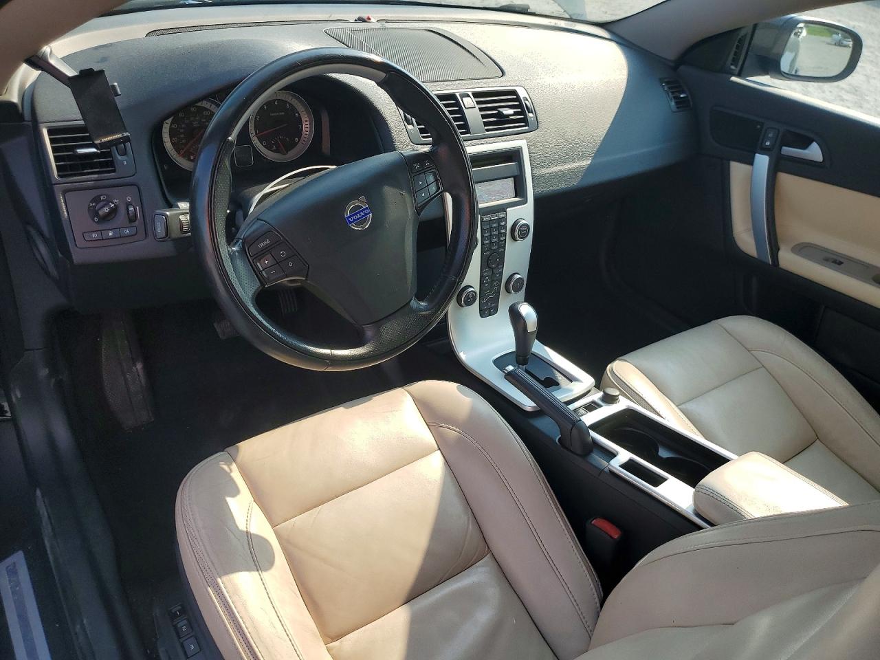 2012 Volvo C70 T5 Black vin: YV1672MC5CJ125655