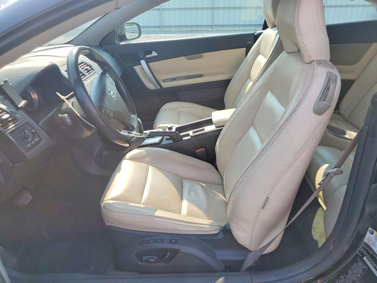 2012 Volvo C70 T5 Black vin: YV1672MC5CJ125655
