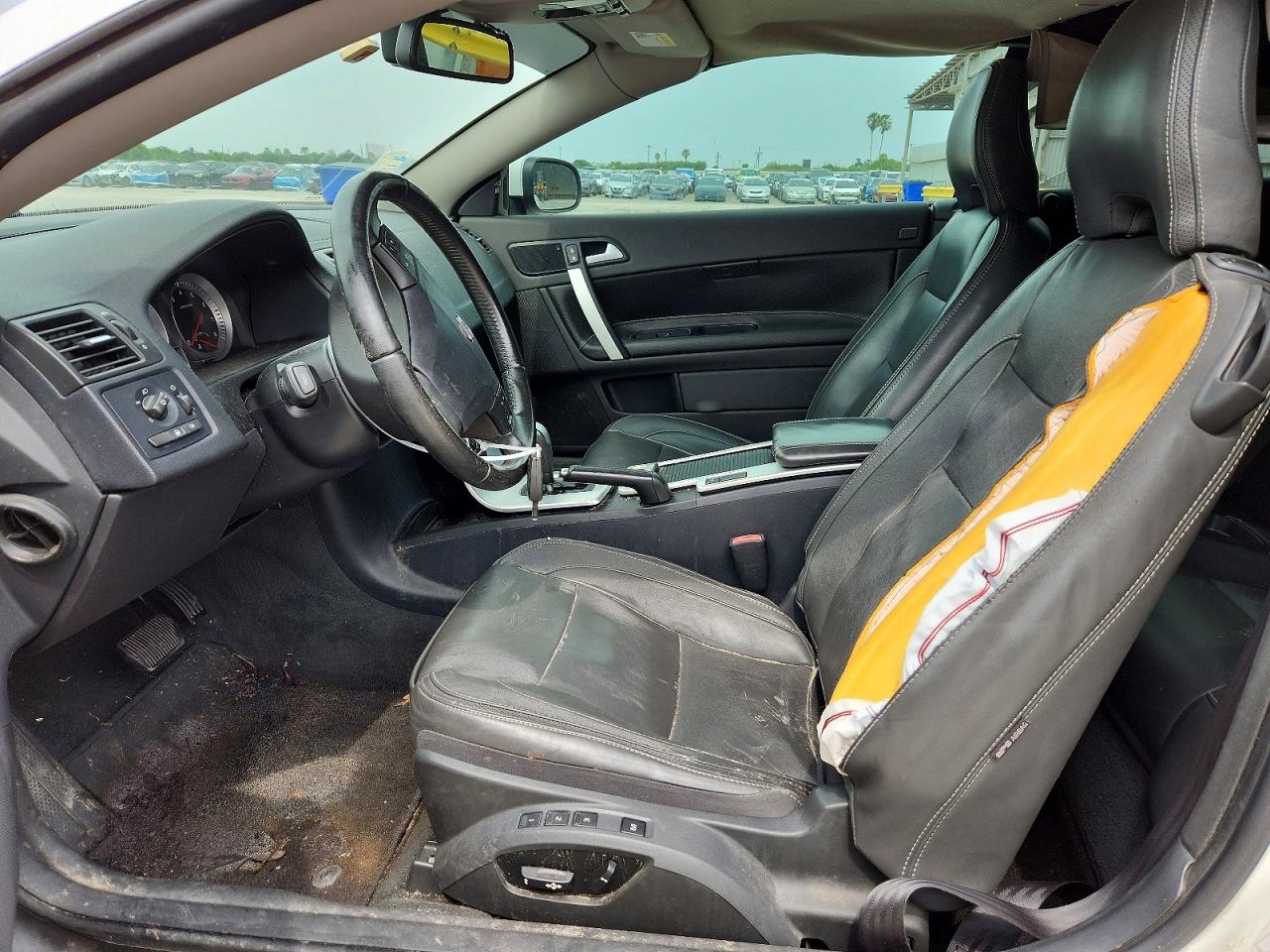 2013 Volvo C70 T5 Белый vin: YV1672MC5DJ137063
